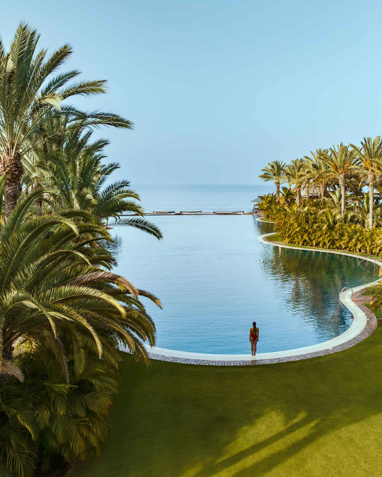 infinity pool lopesan costa meloneras hotel