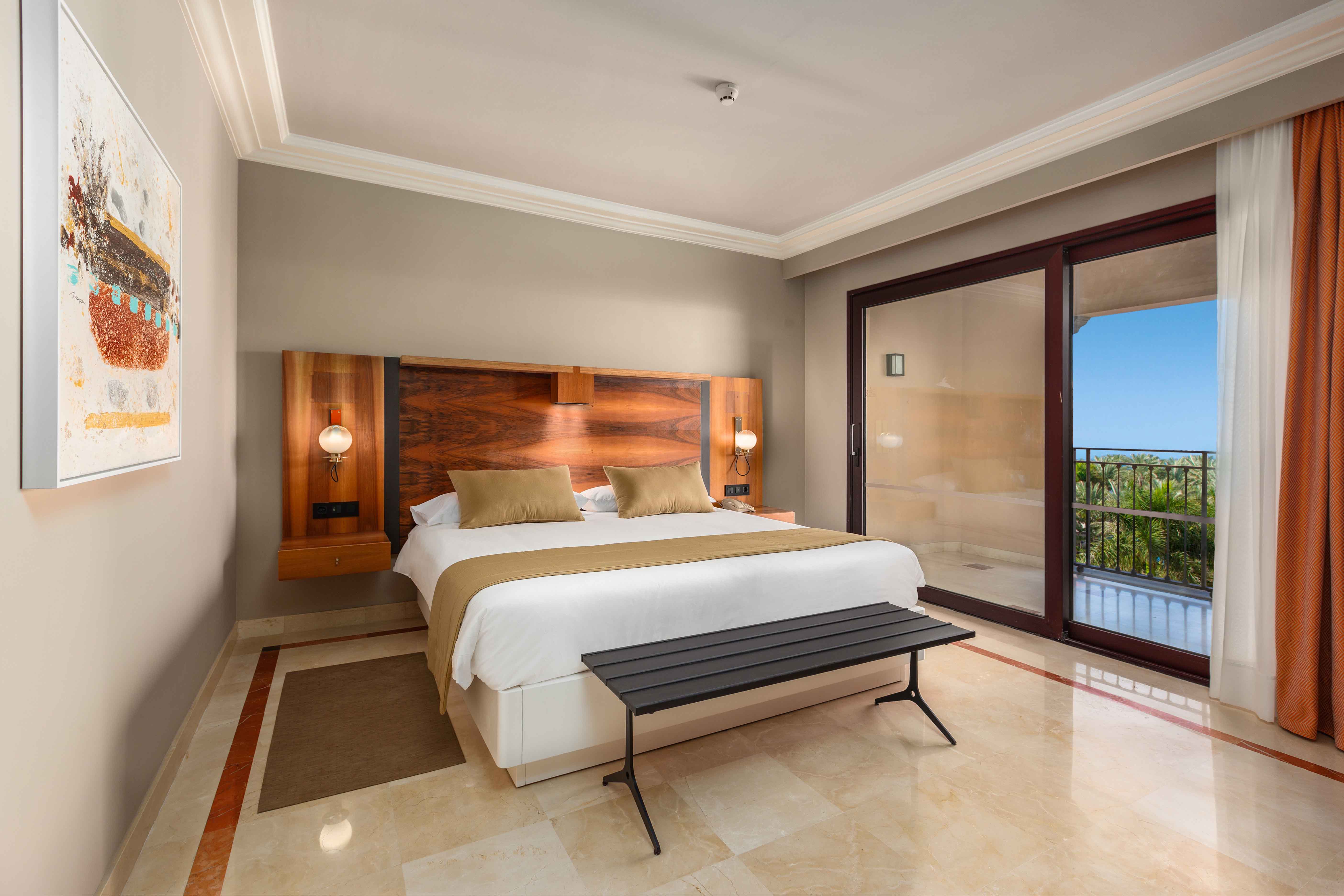 cama unique suite view lopesan costa meloneras resort & spa