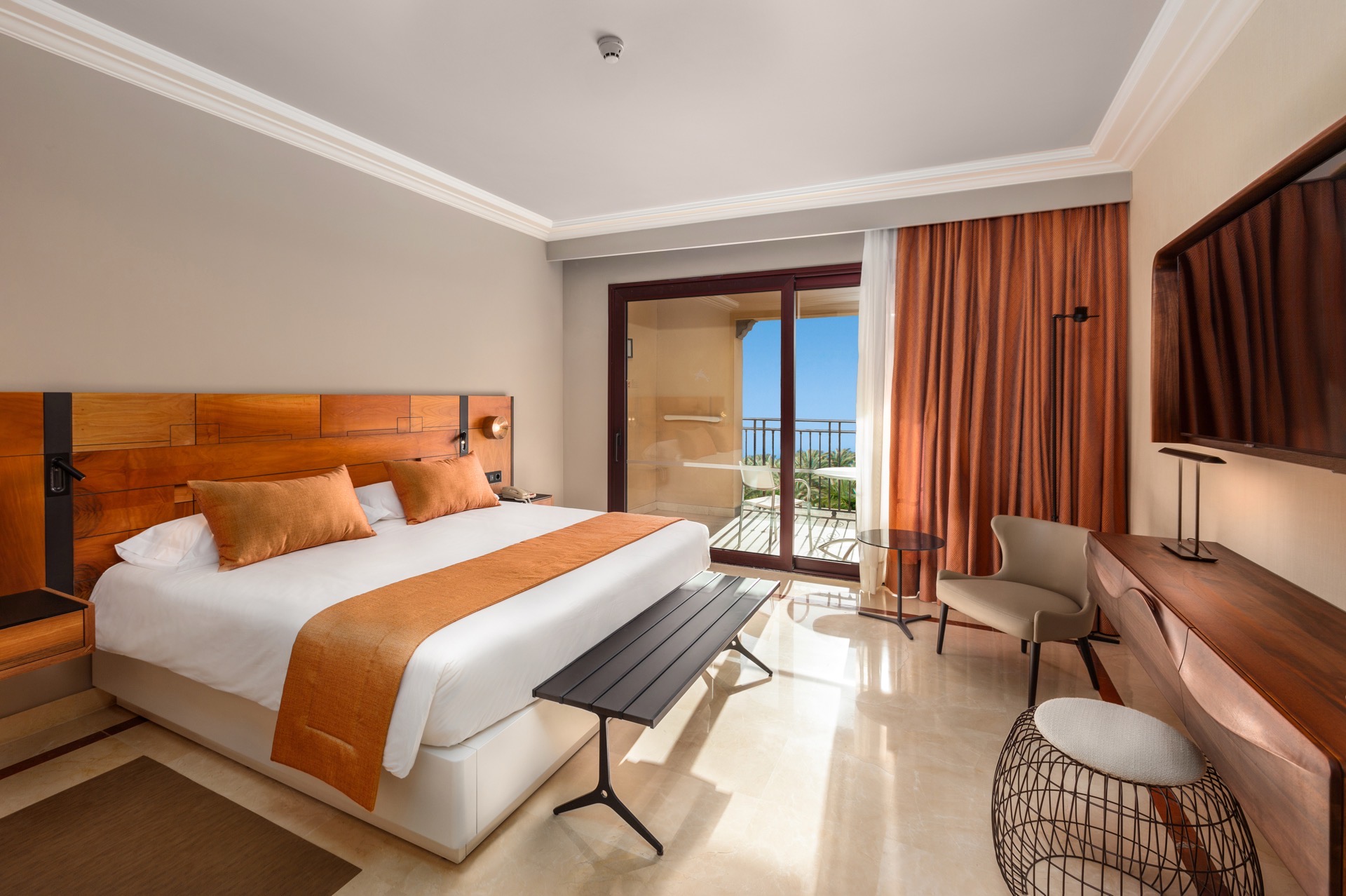 cama habitación unique deluxe view lopesan costa meloneras resort & spa