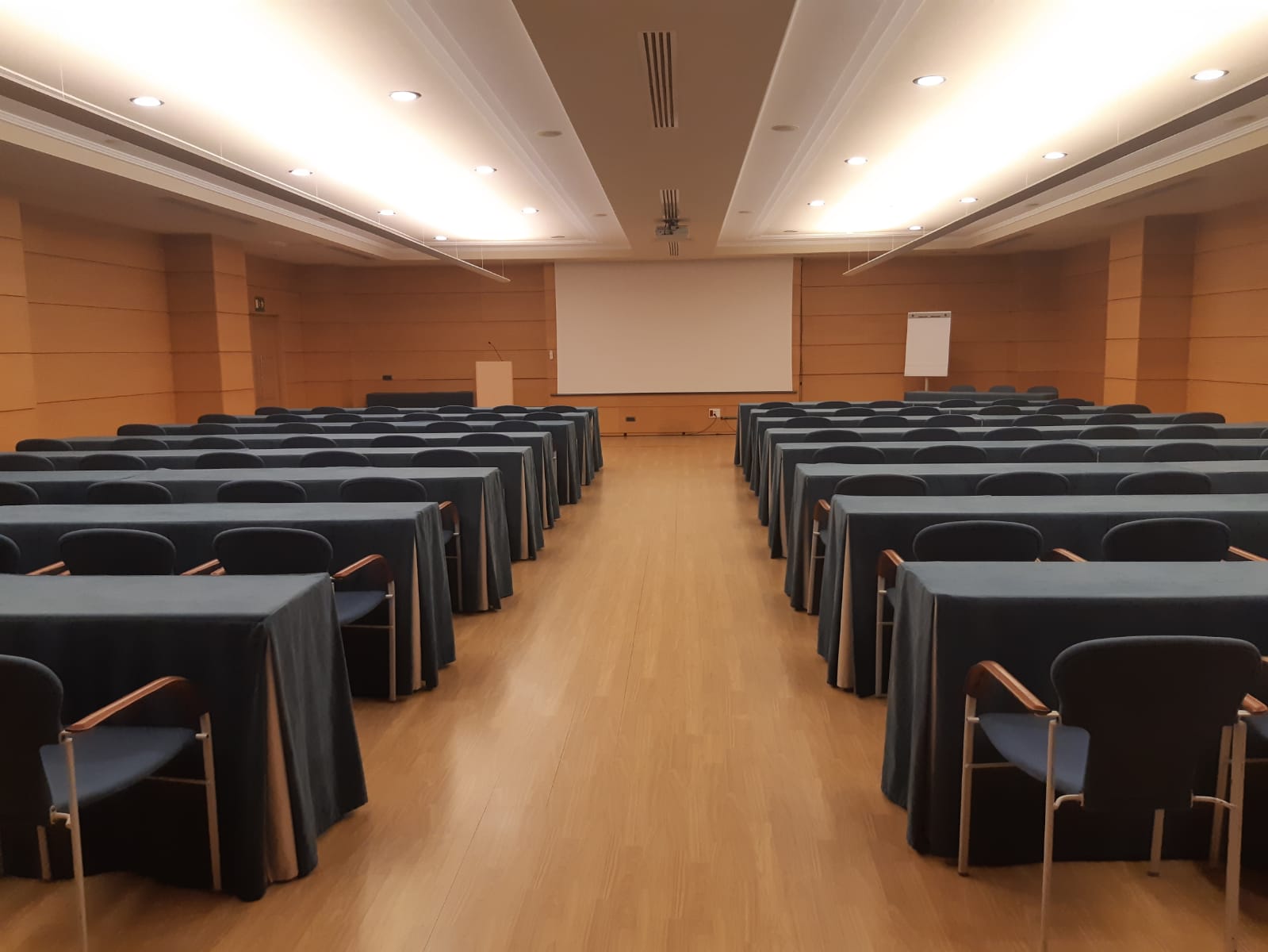 reuniones lopesan costa meloneras