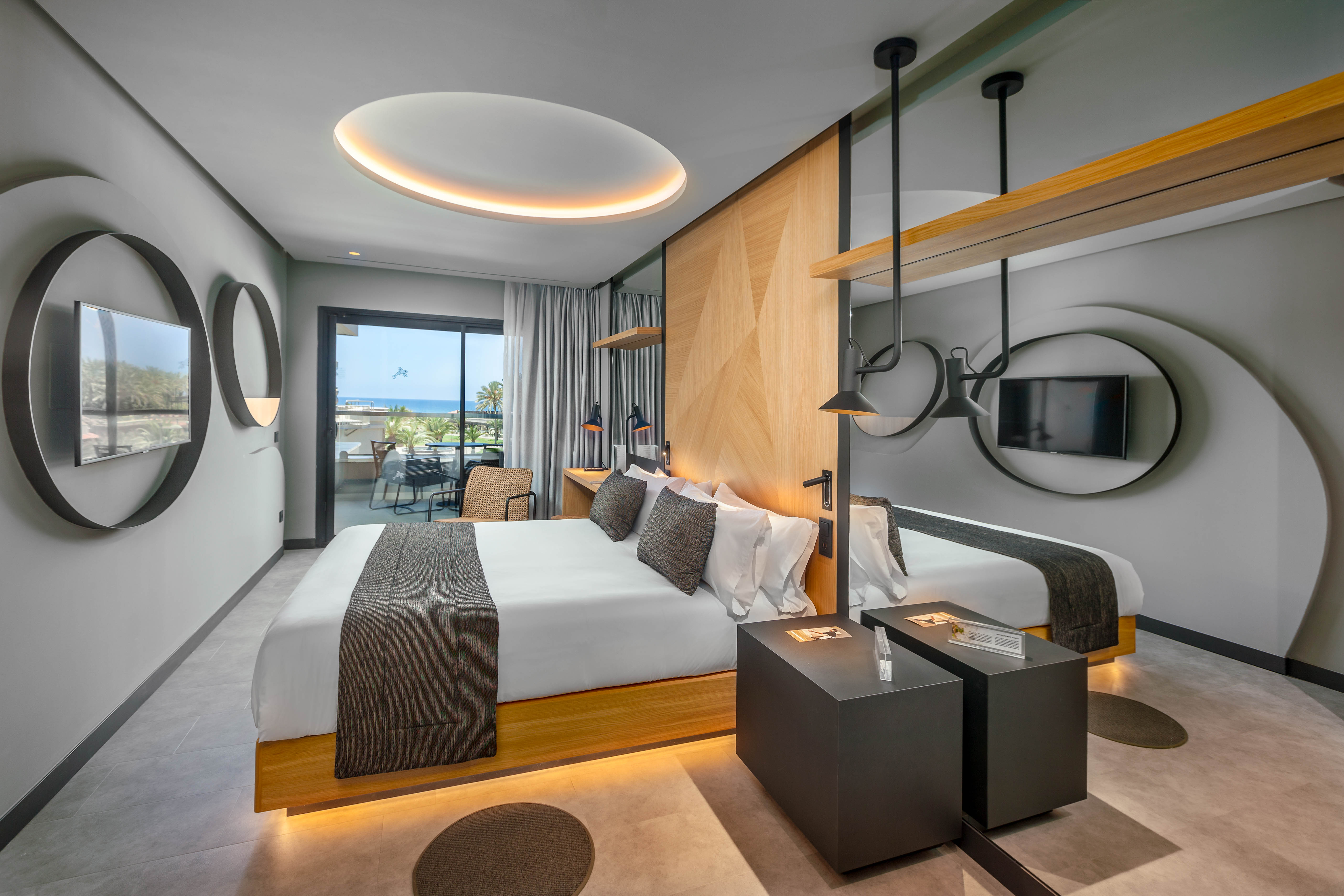 fotos habitaciones doble deluxe estándar vistas hotel faro lopesan collection