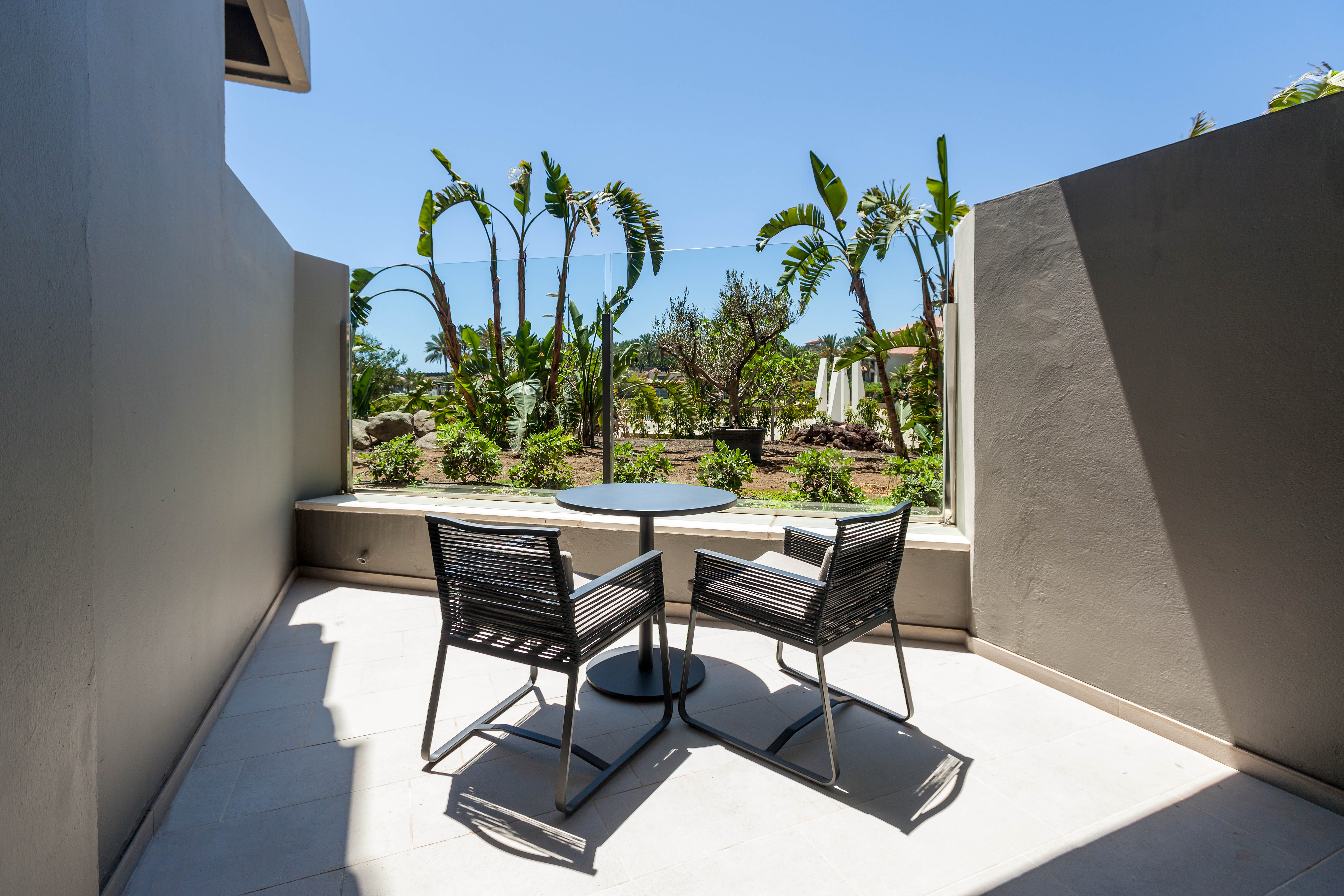 fotos terraza habitaciones doble superior hotel faro lopesan collection