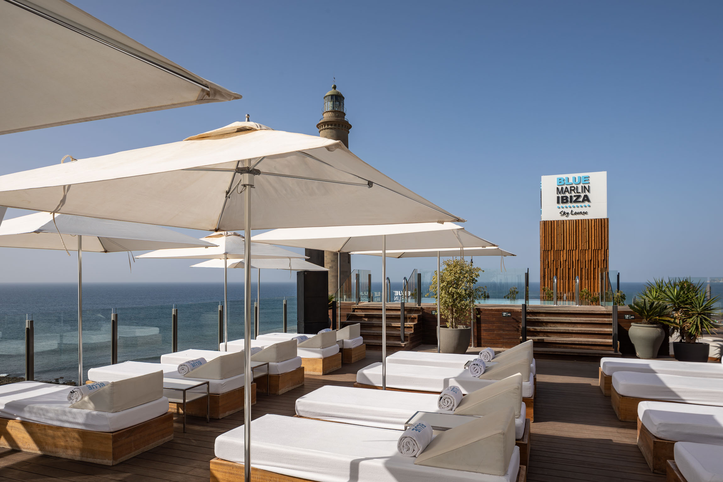 blue marlin ibiza sky lounge piscina hotel faro a lopesan collection hotel