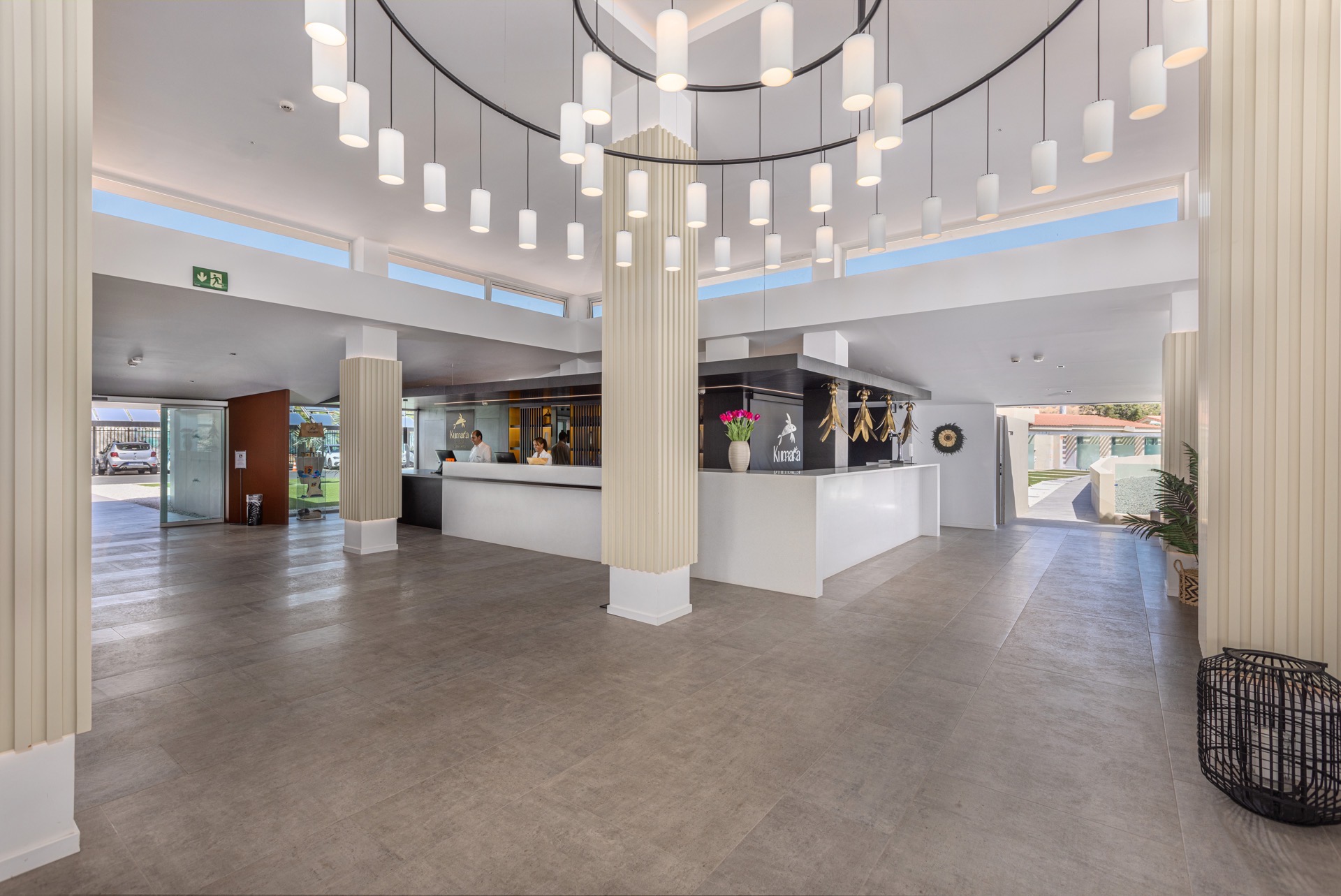 lobby hotel kumara serenoa