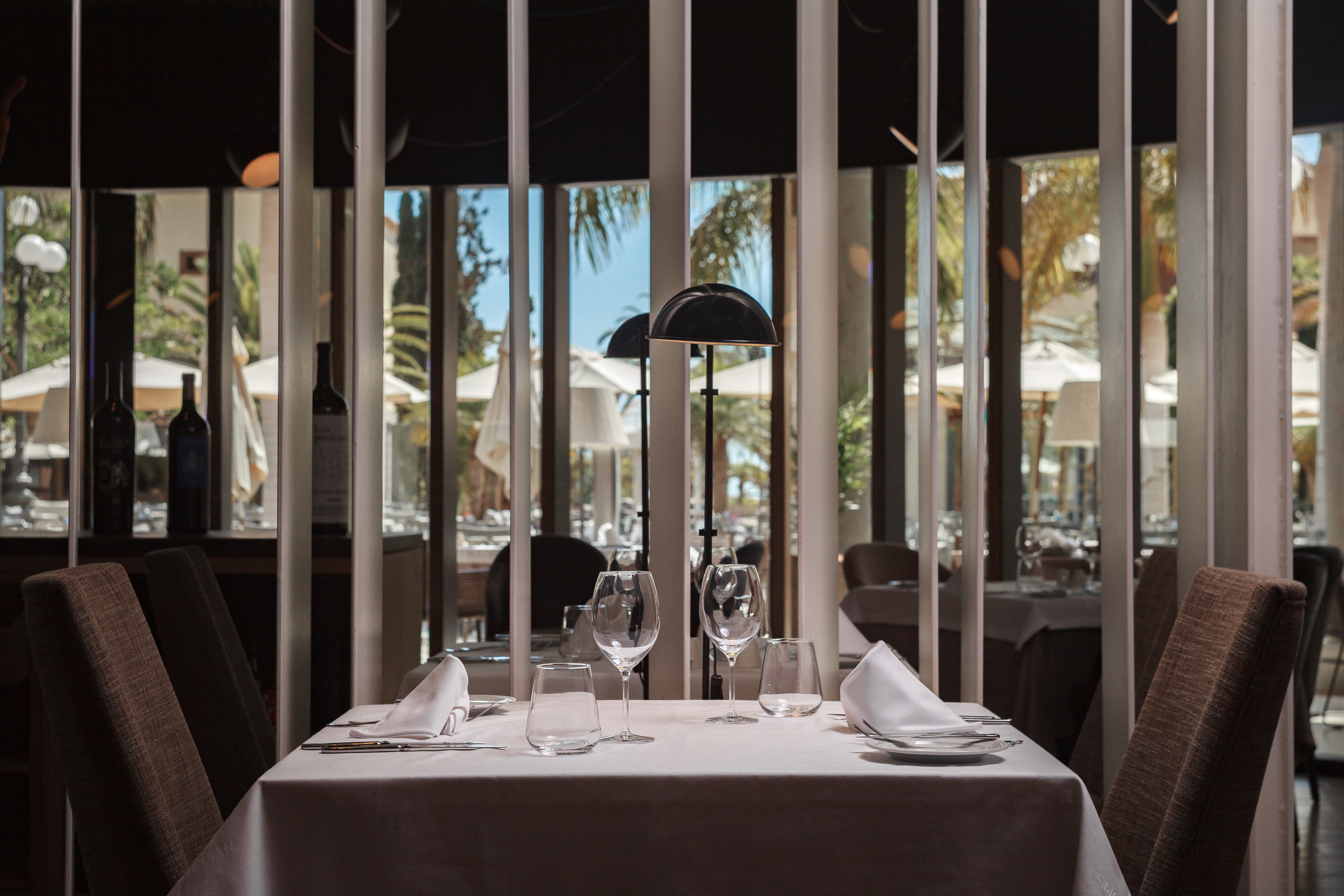 mesas restaurante ovo lopesan villa del conde