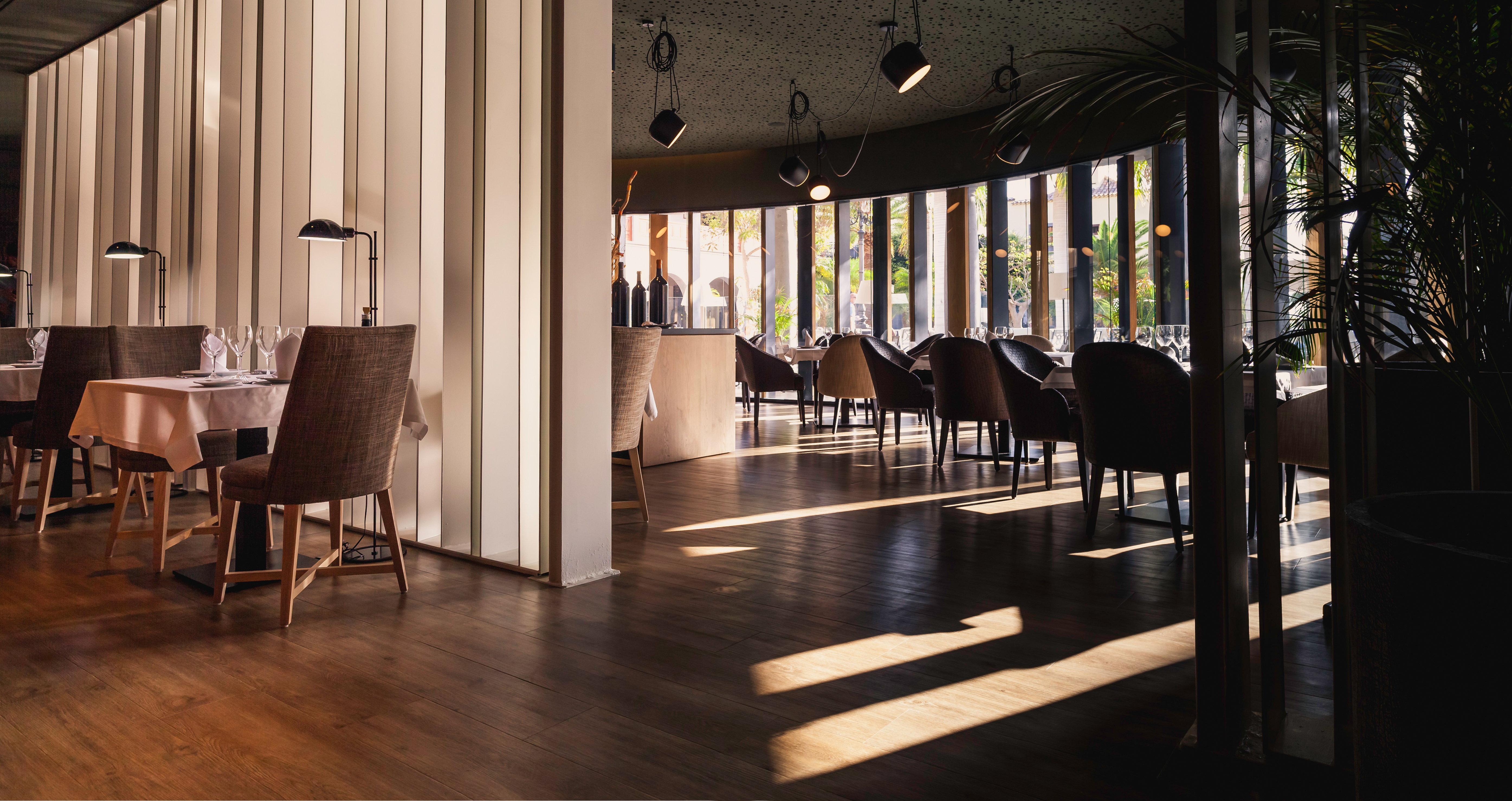 salon restaurante ovo lopesan villa del conde