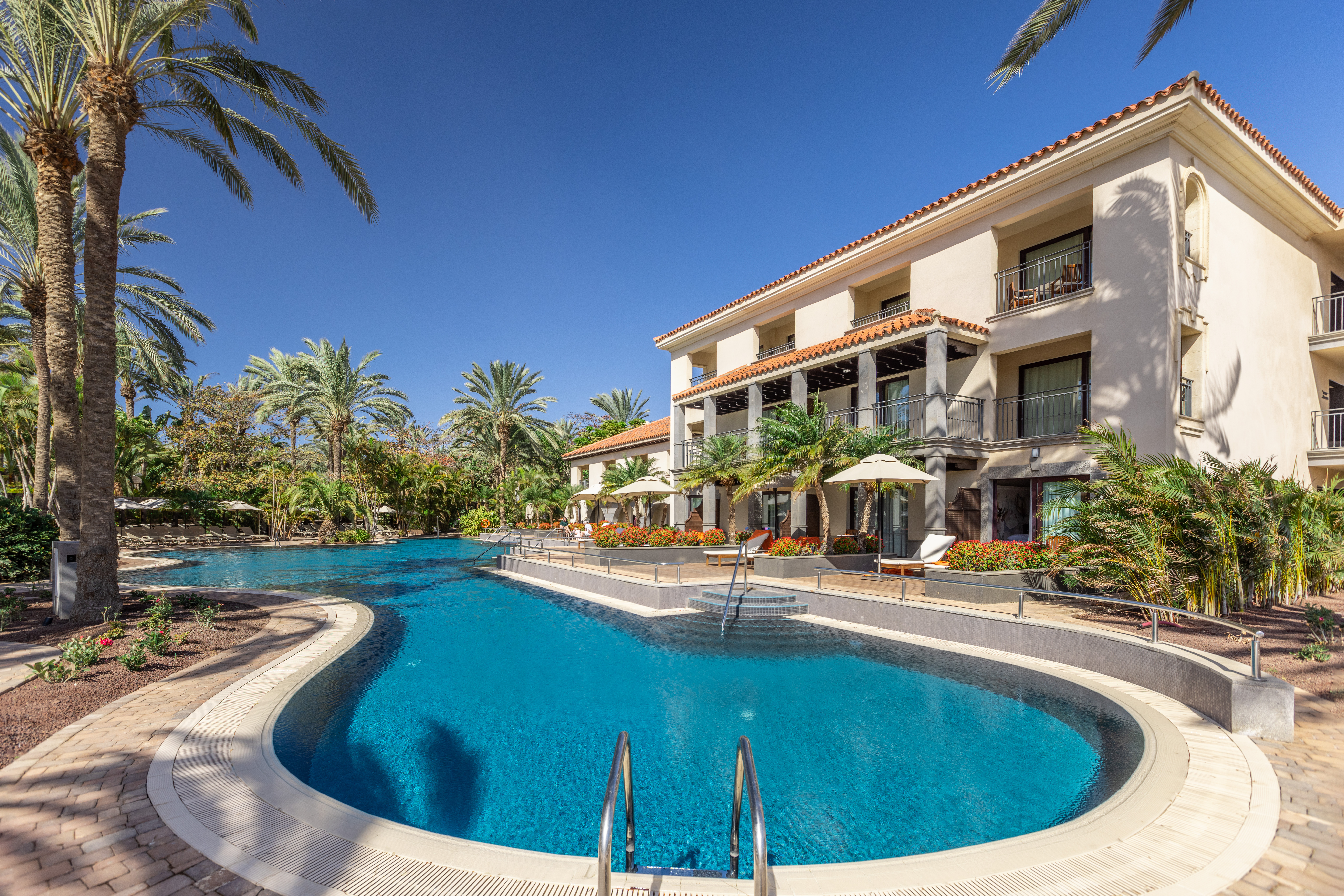 unique piscina lopesan costa meloneras resort & spa