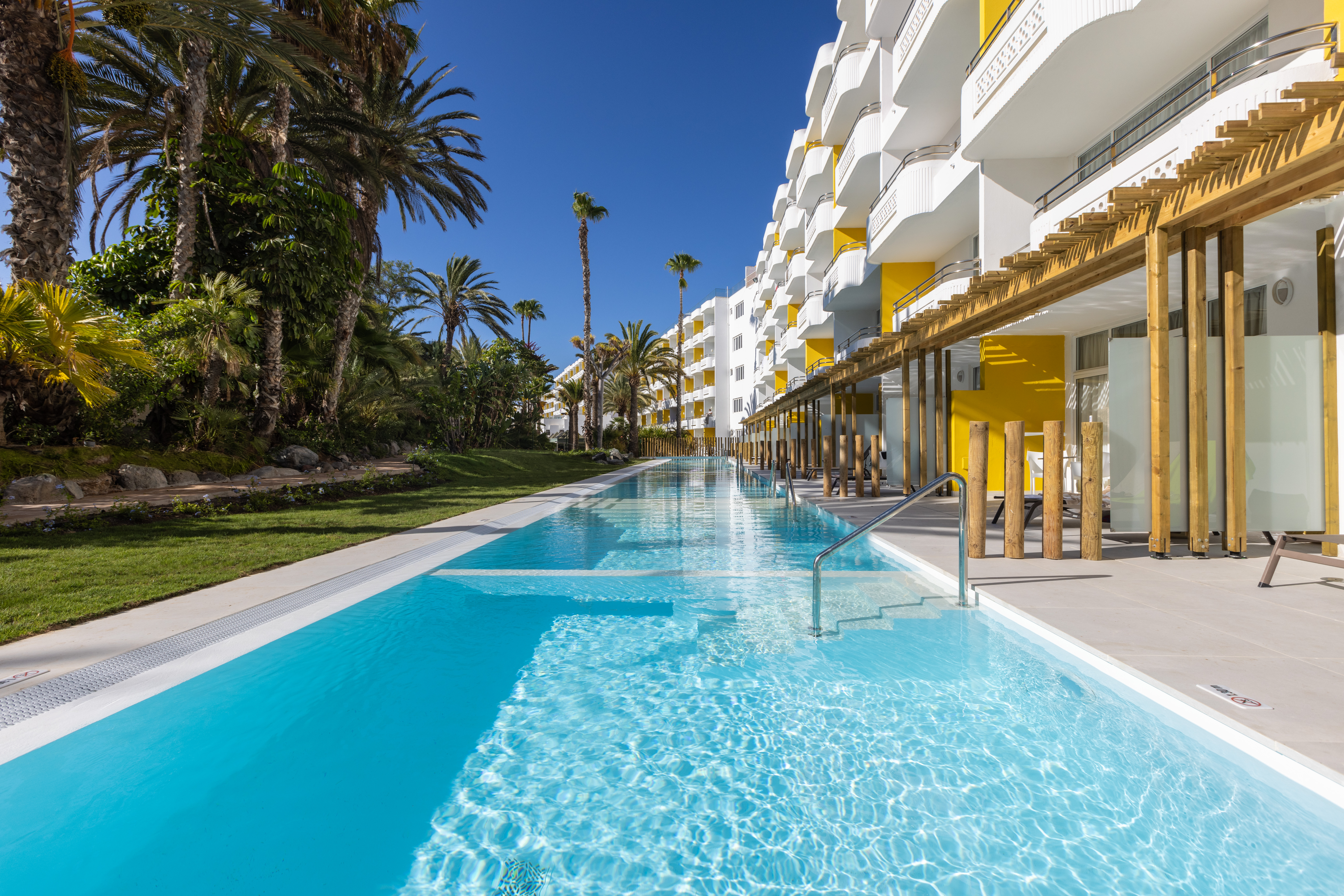 piscina hotel abora catarina by lopesan
