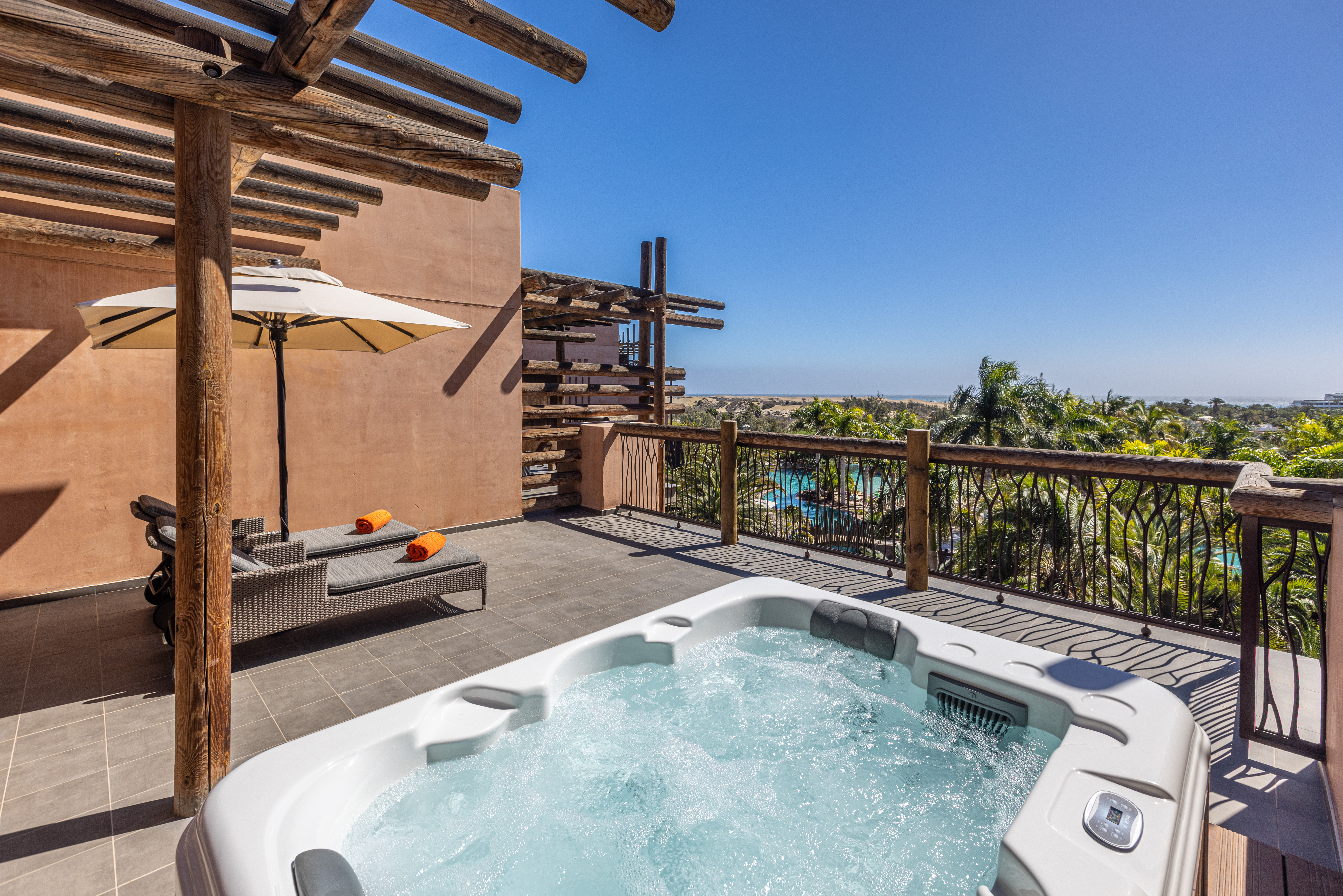 terrasse superior suite lopesan baobab resort