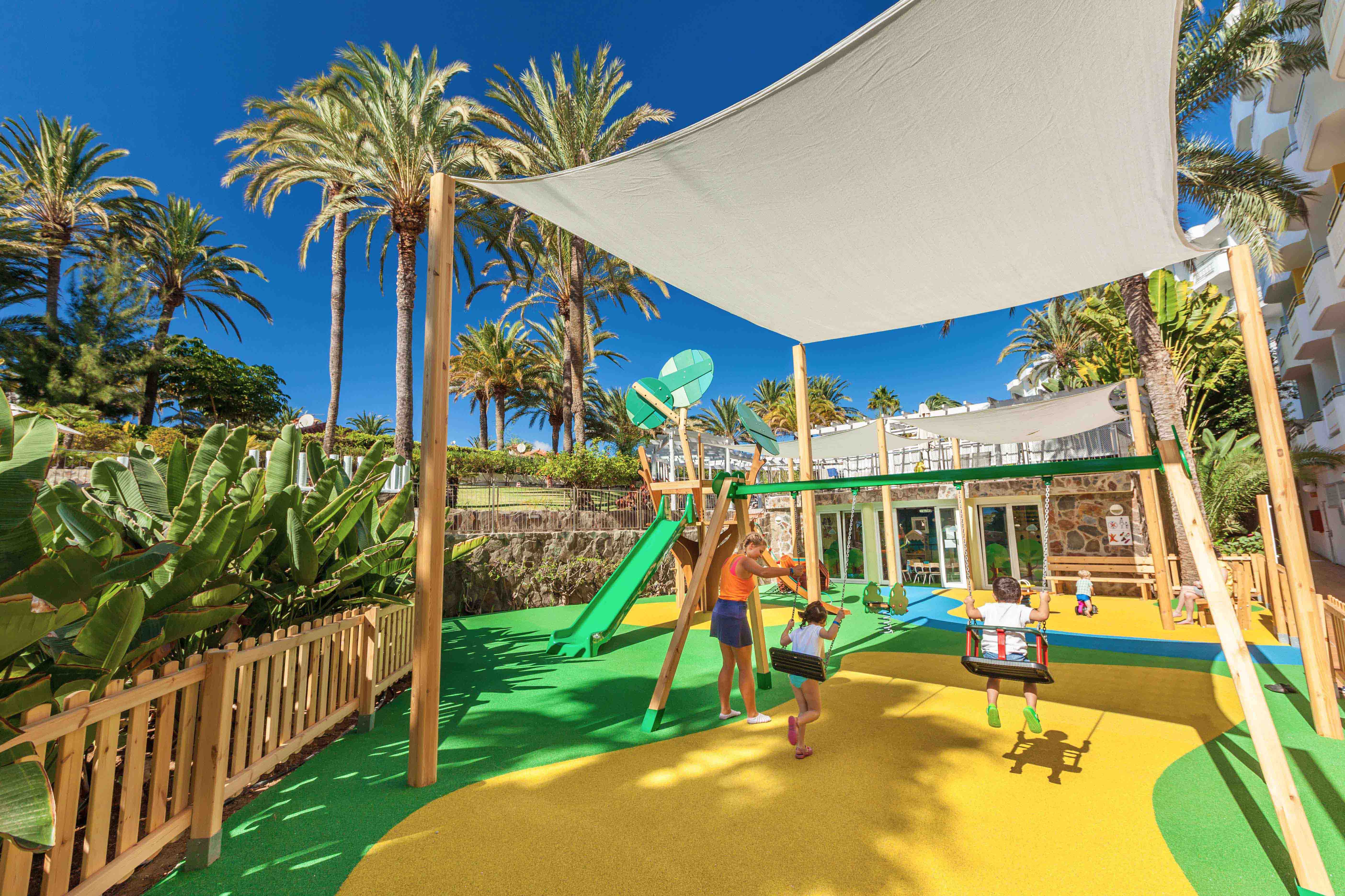 zona infantil piscina aboritos abora catarina by lopesan hotels