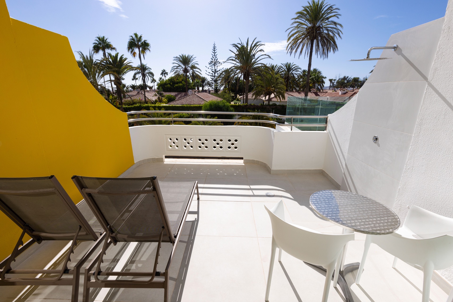 terraza habitación double solarium hotel abora catarina
