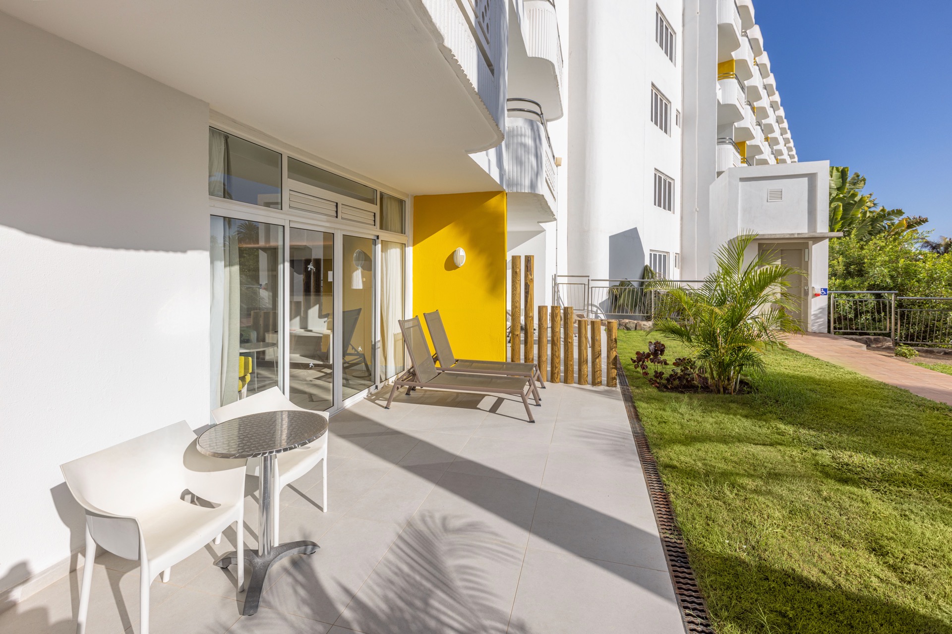terraza habitación double garden hotel abora catarina