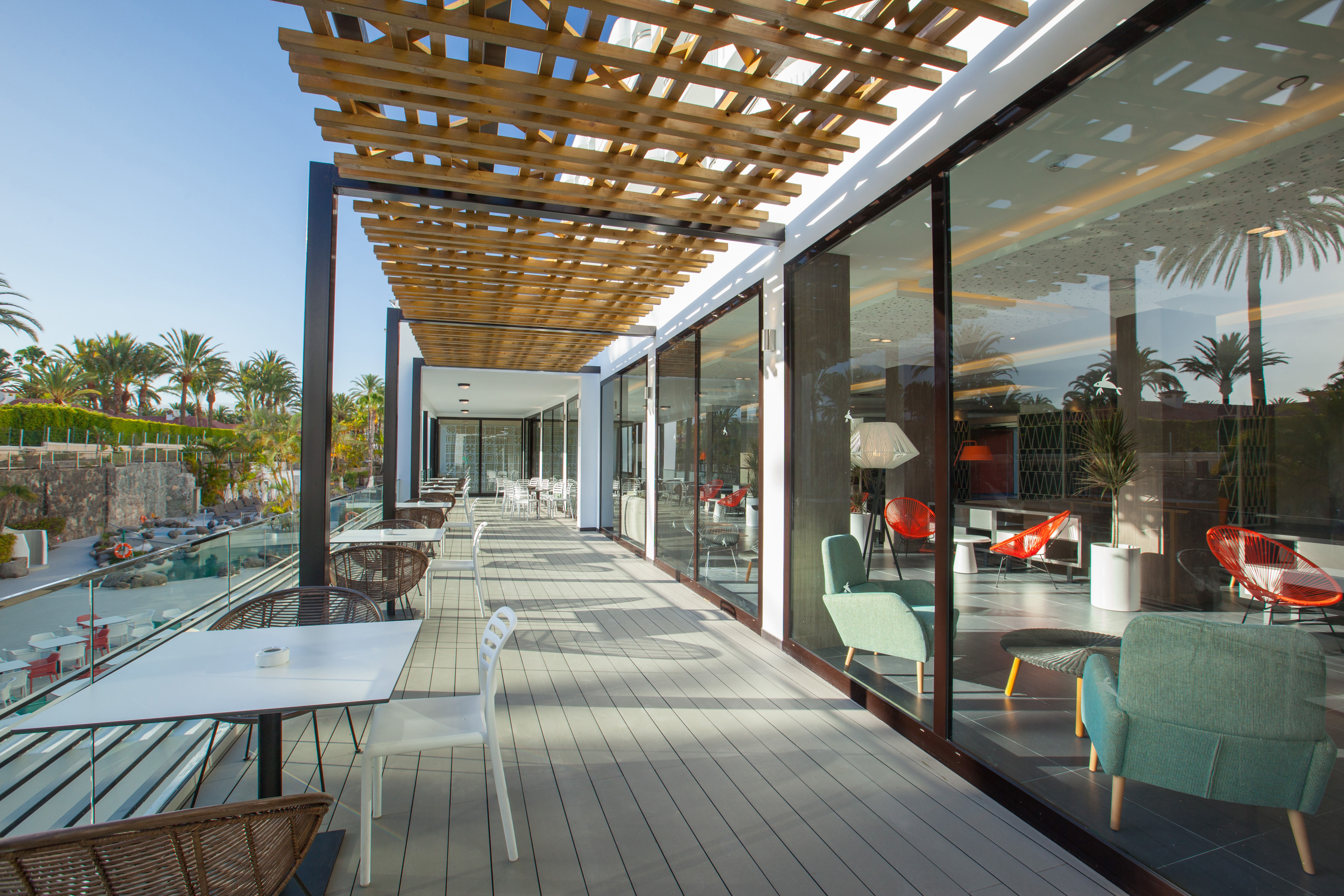 terraza imágenes y fotos abora catarina by lopesan hotels