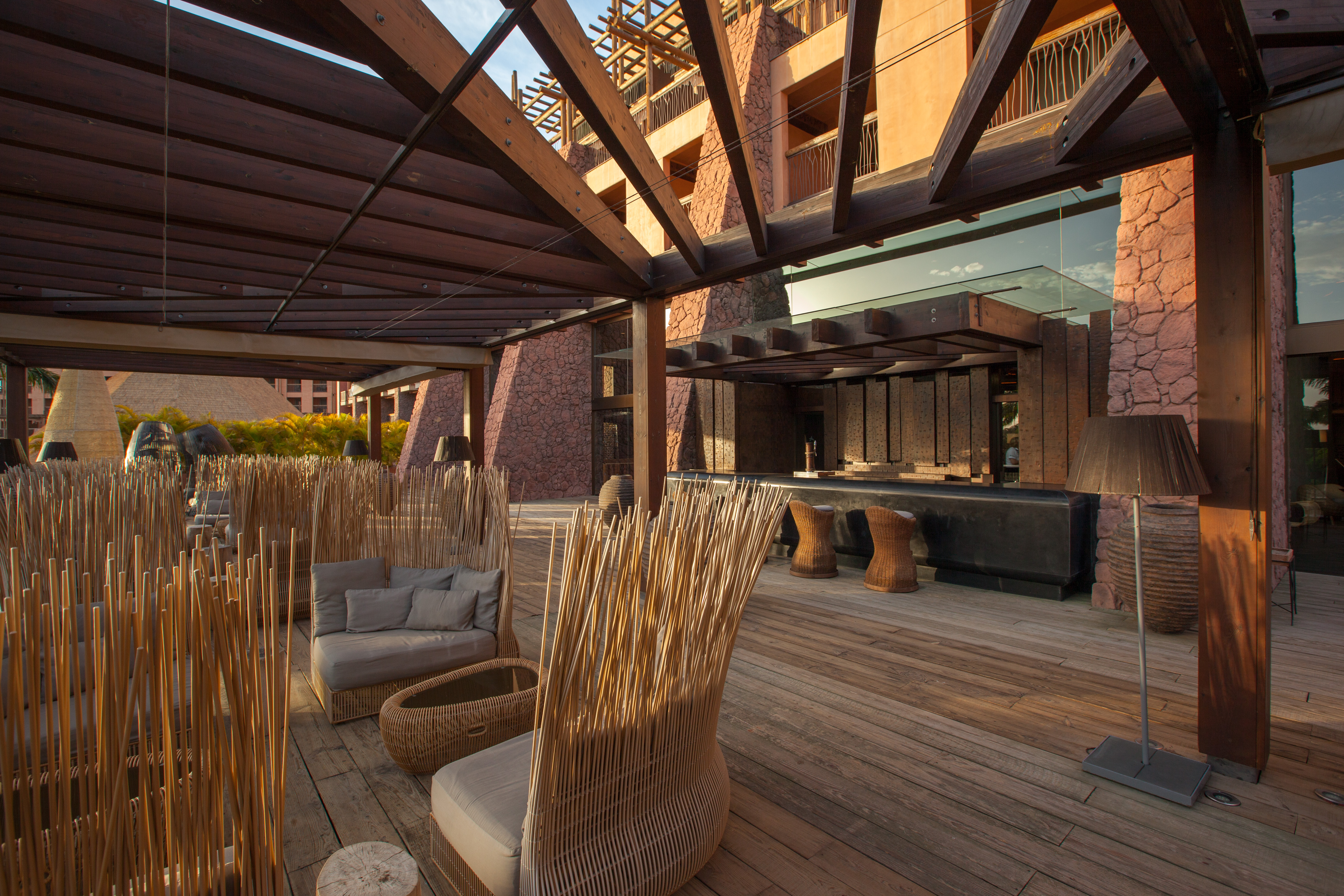 eingang samuel baker bar hotel lopesan baobab resort