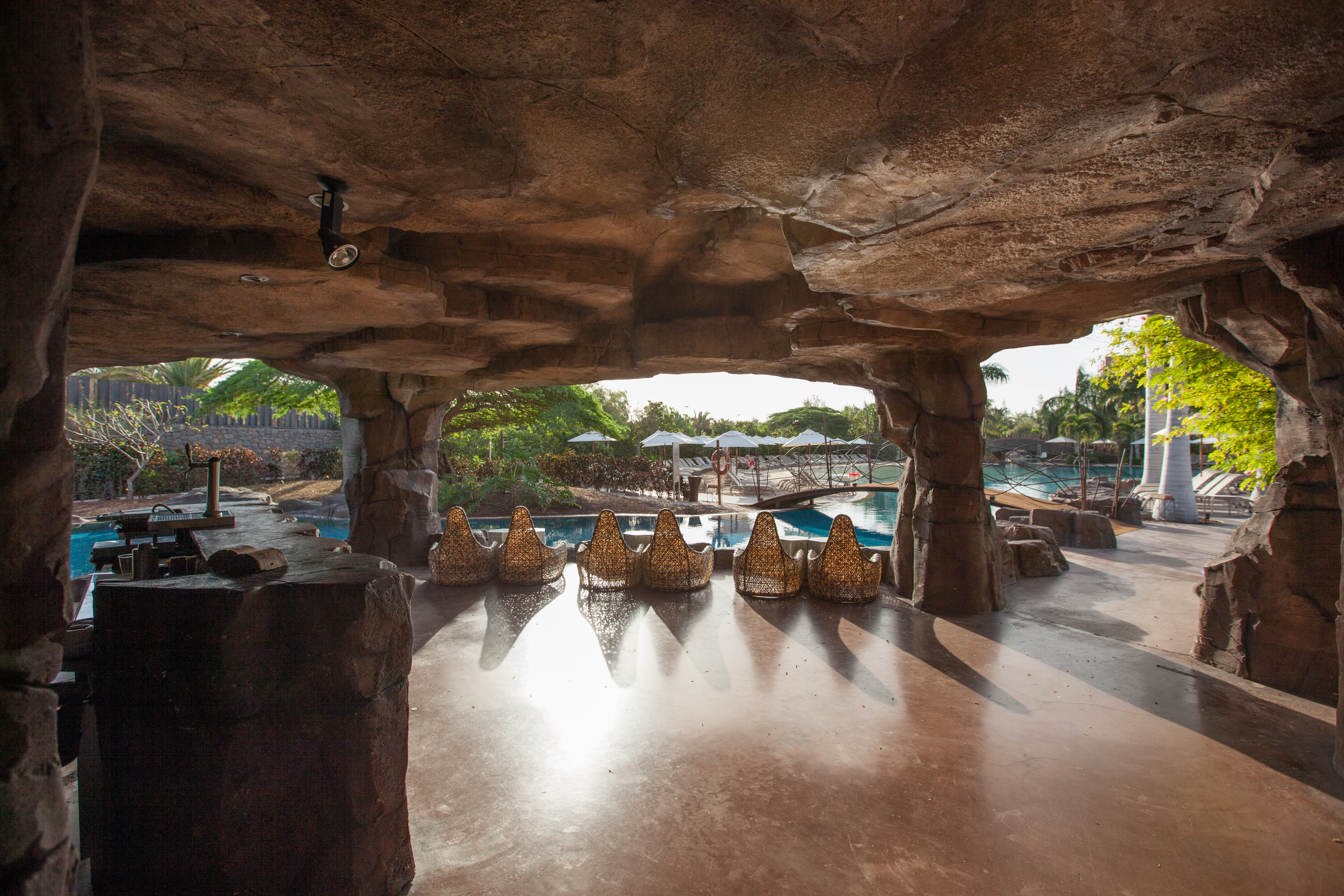 pool bar hotel lopesan baobab resort henry stanley