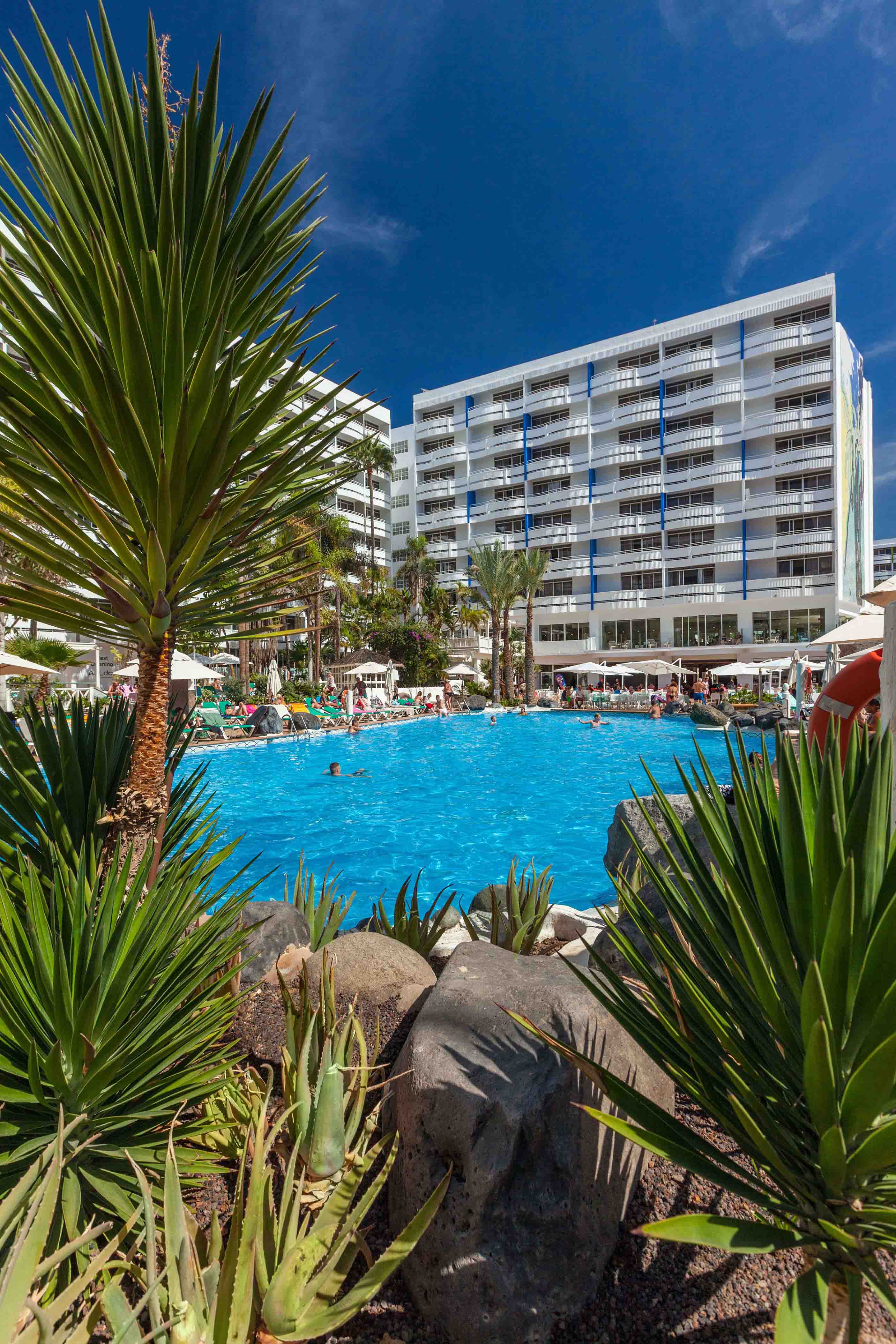 zona exterior piscinas abora buenaventura by lopesan hotels