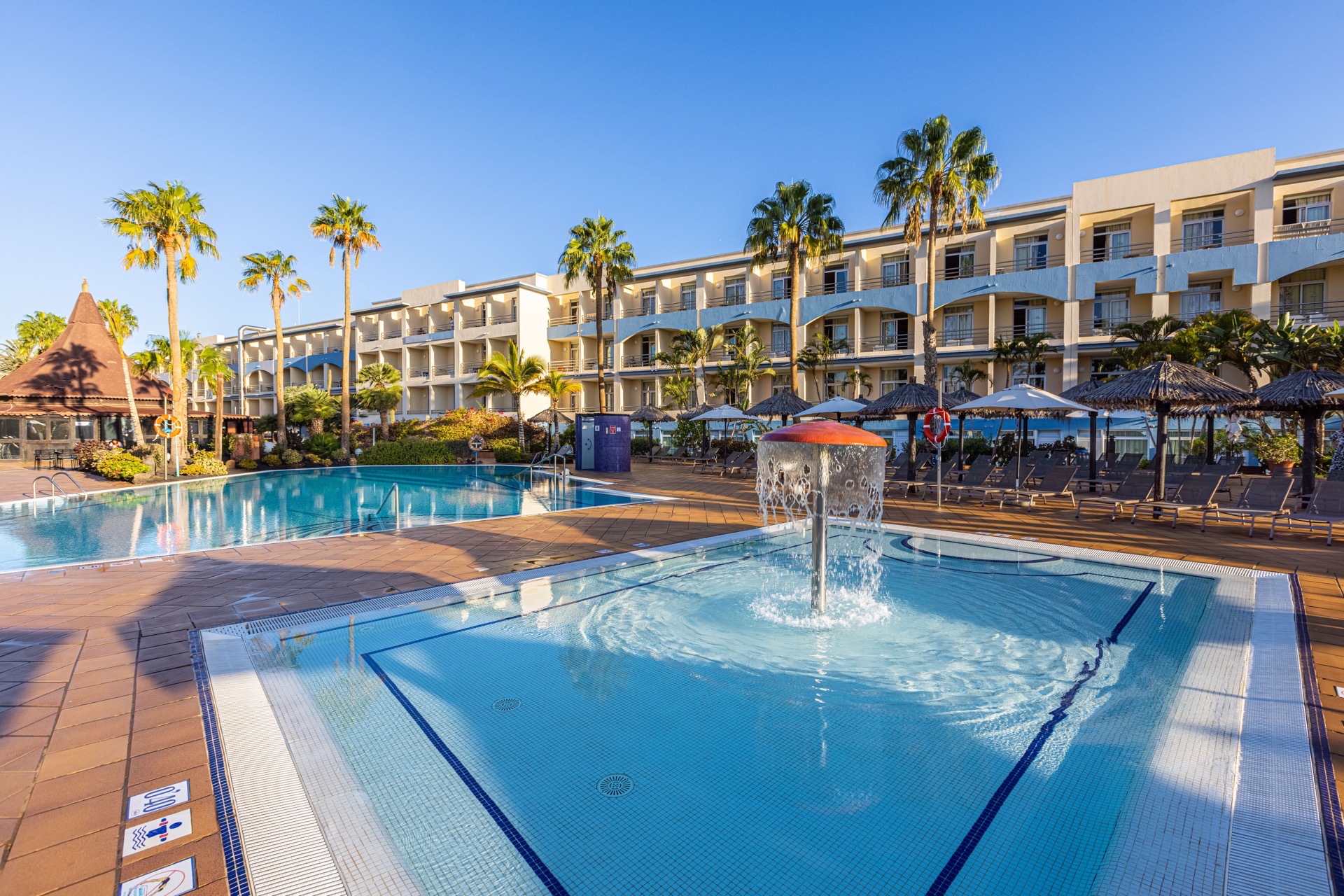 piscinas infantiles ifa altamarena hotel