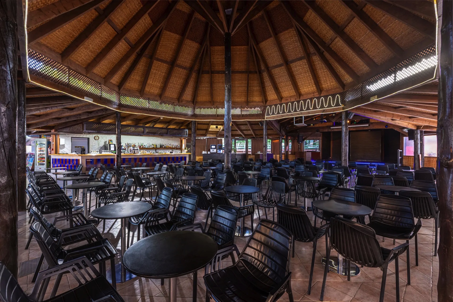 salón bar ifa altamarena hotel
