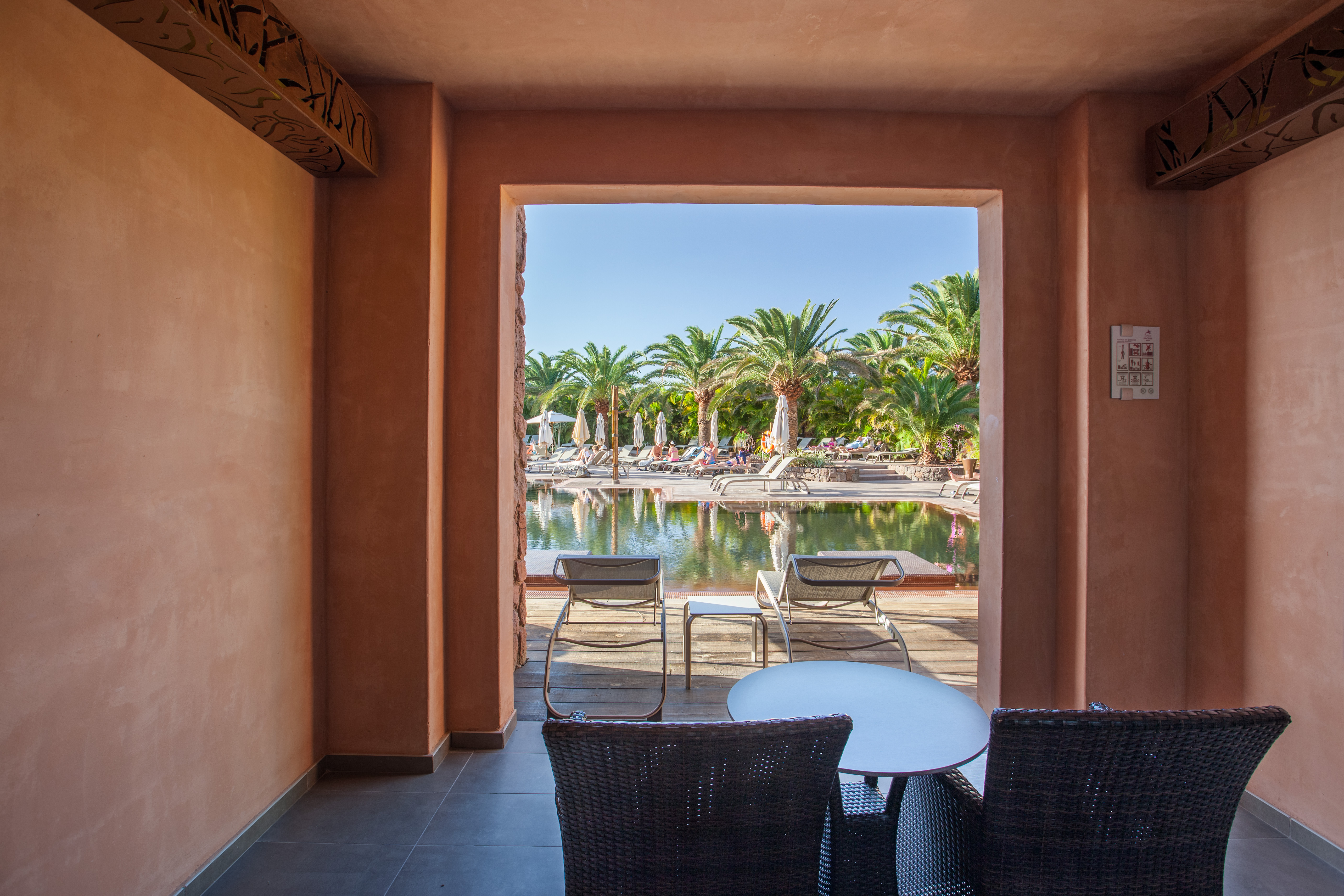 terrasse doppelzimmer familie pool lopesan baobab