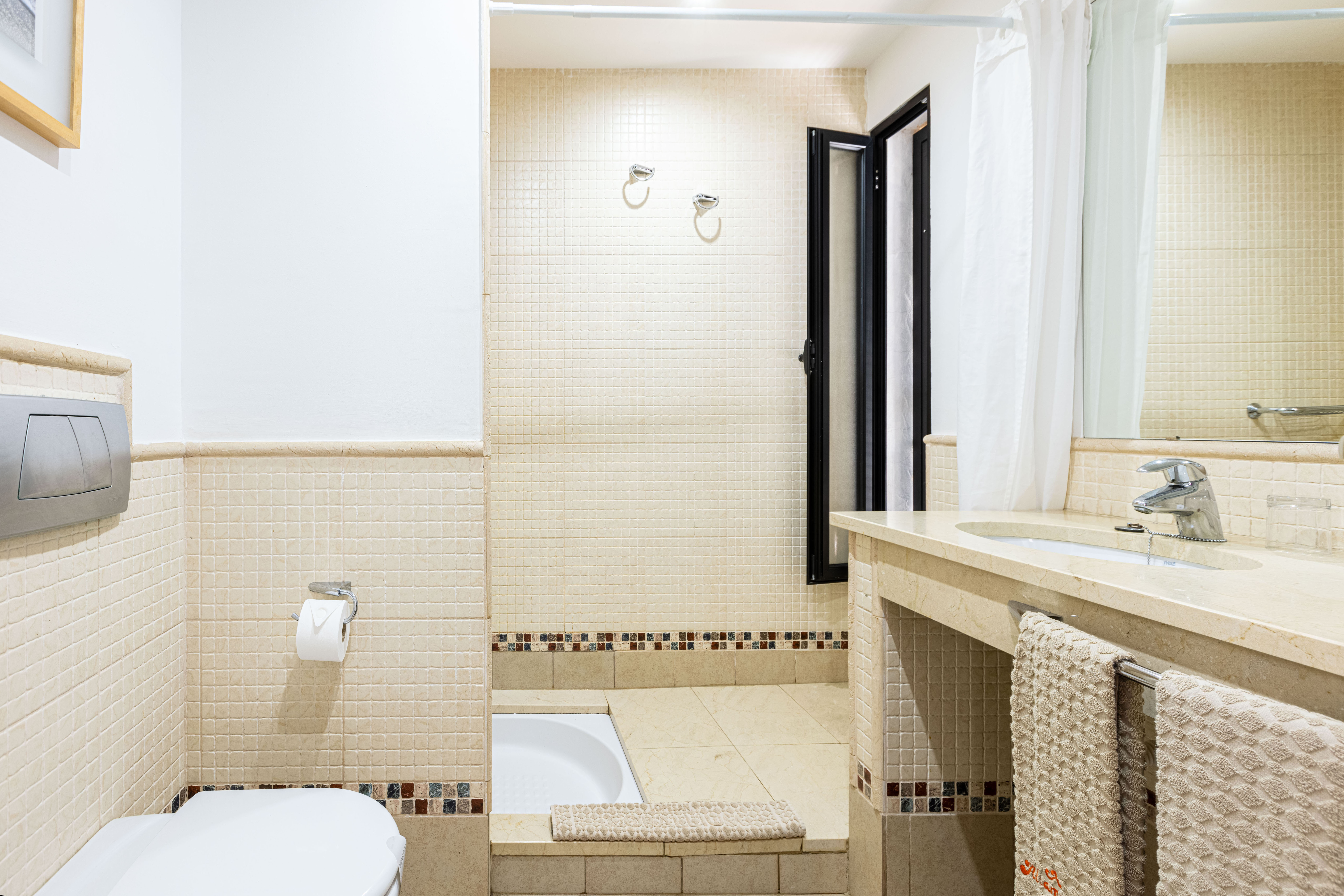 fotos baño bungalows deluxe ifa villas altamarena