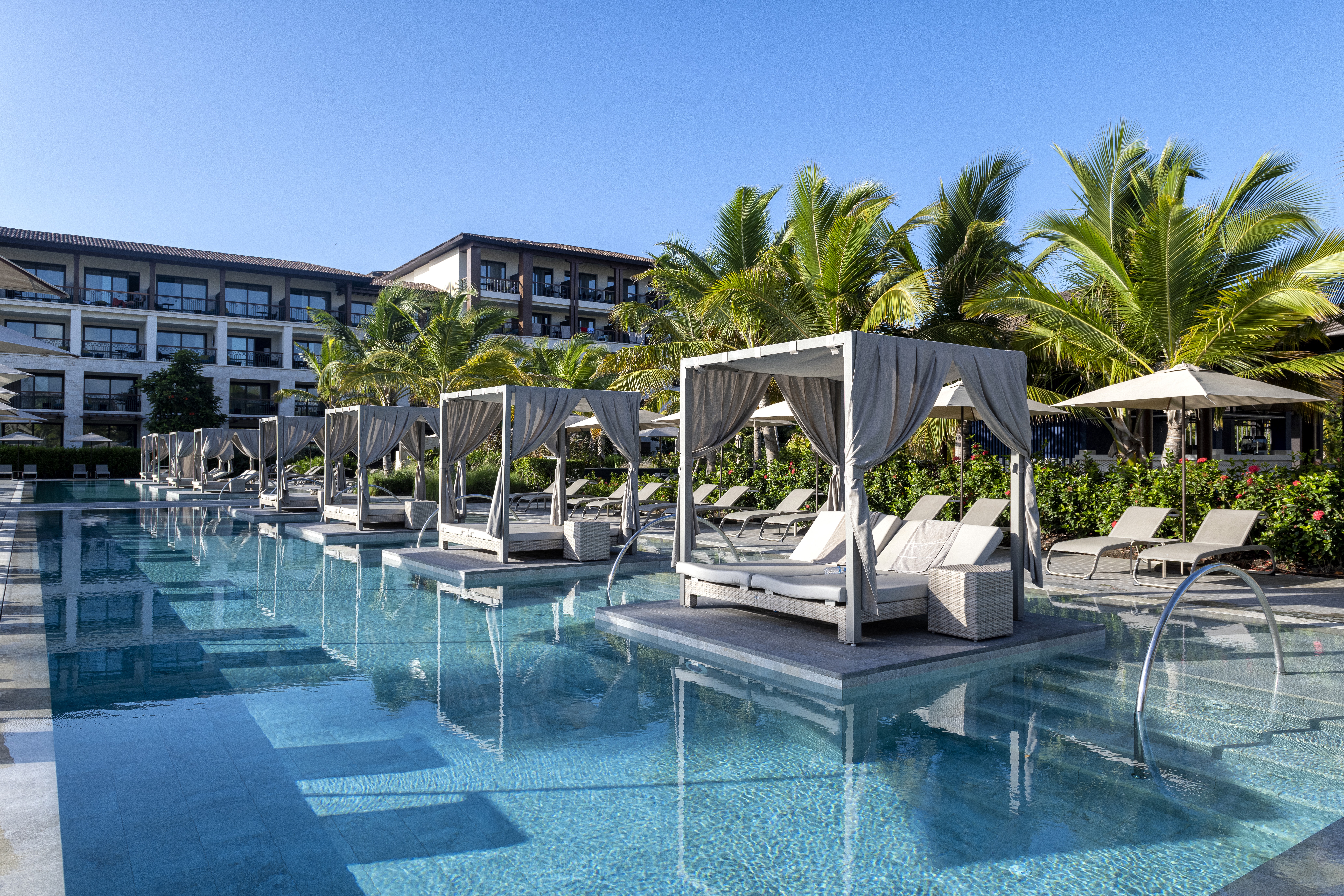lopesan costa bávaro fotos piscina caribean