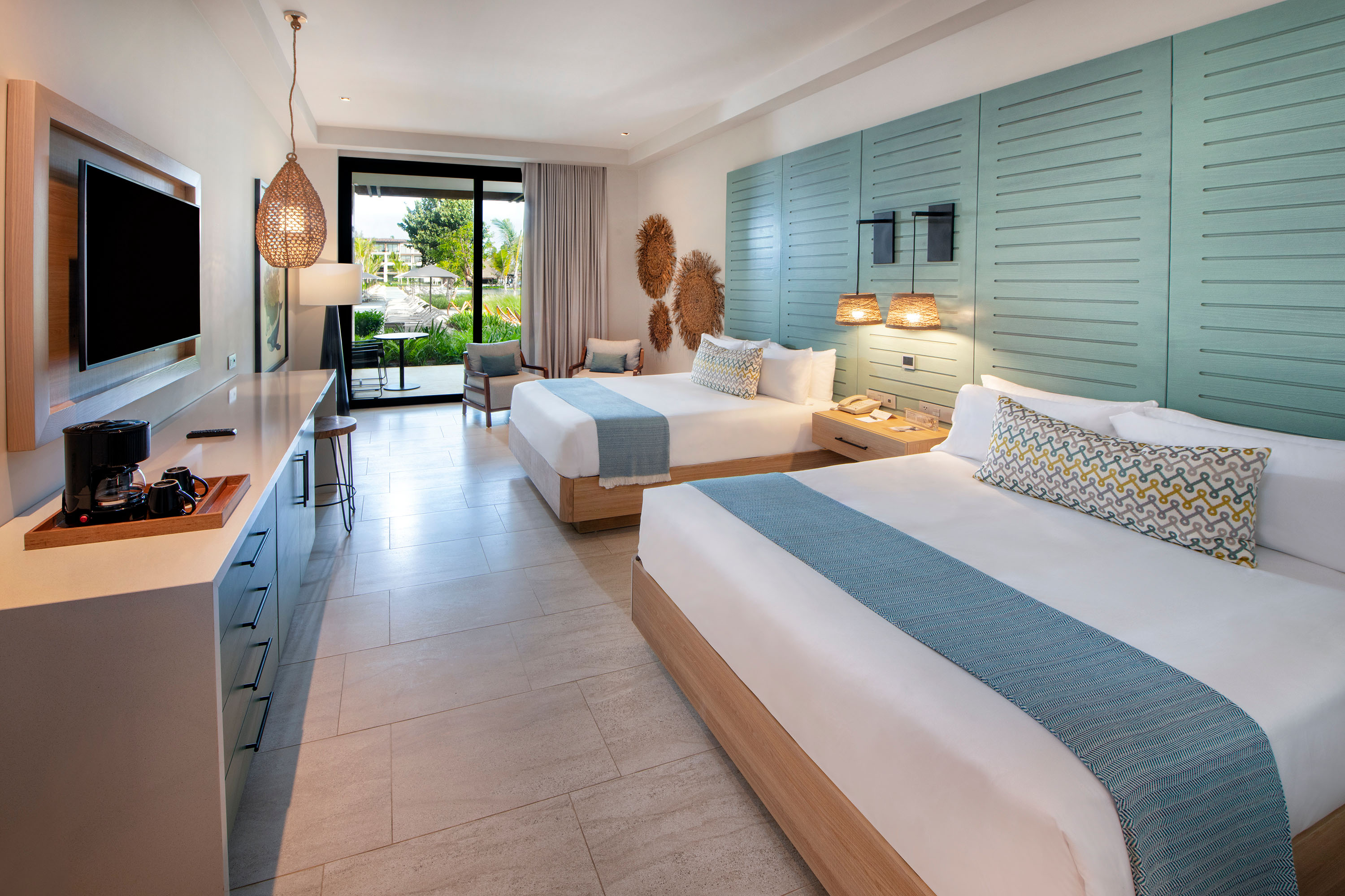 ⁠Alojamiento Junior Queen Suite&nbsp; Lopesan Costa Bavaro