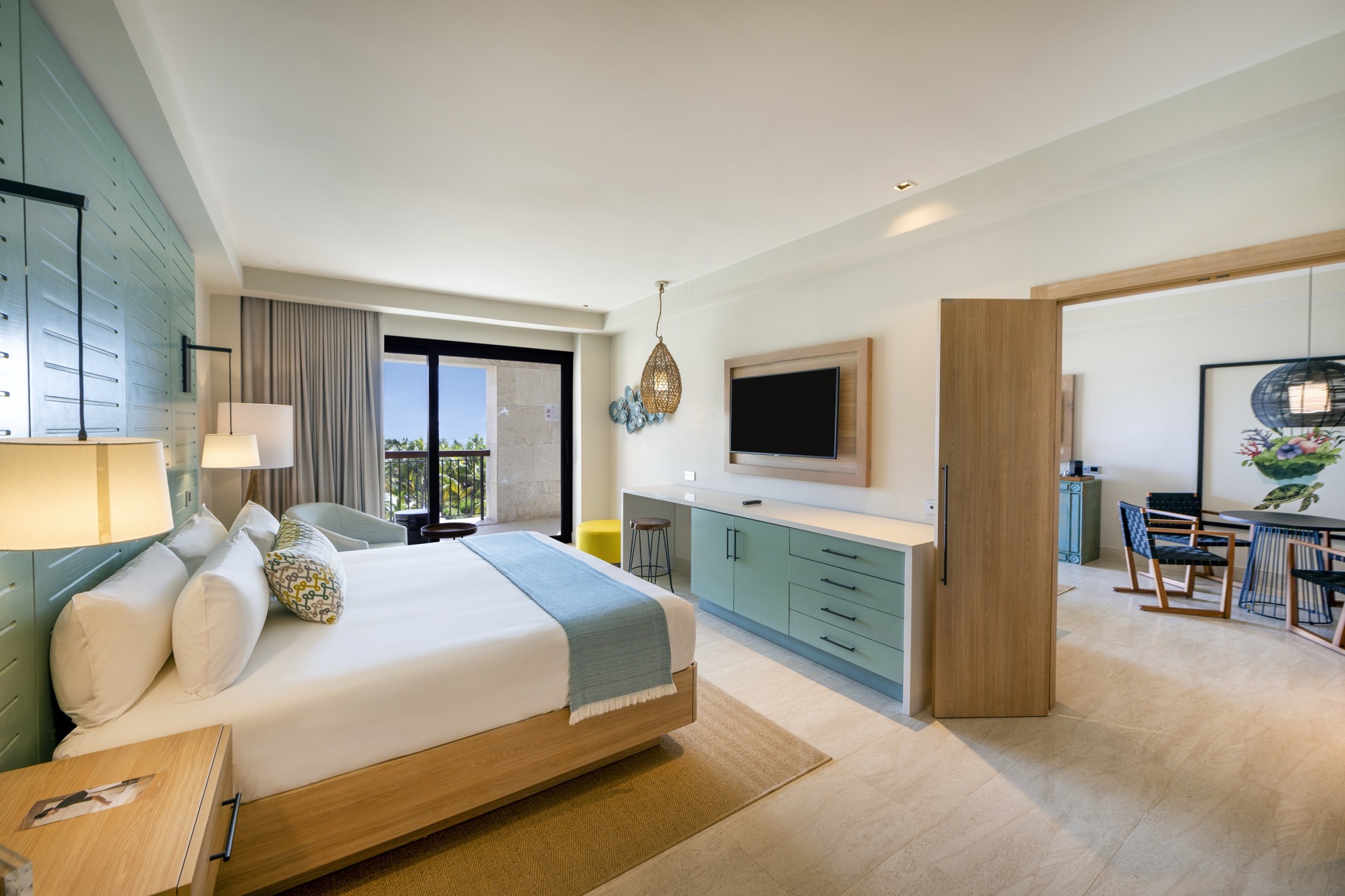 cama unique suite ocean view one bedroom lopesan costa bavaro resort spa & casino