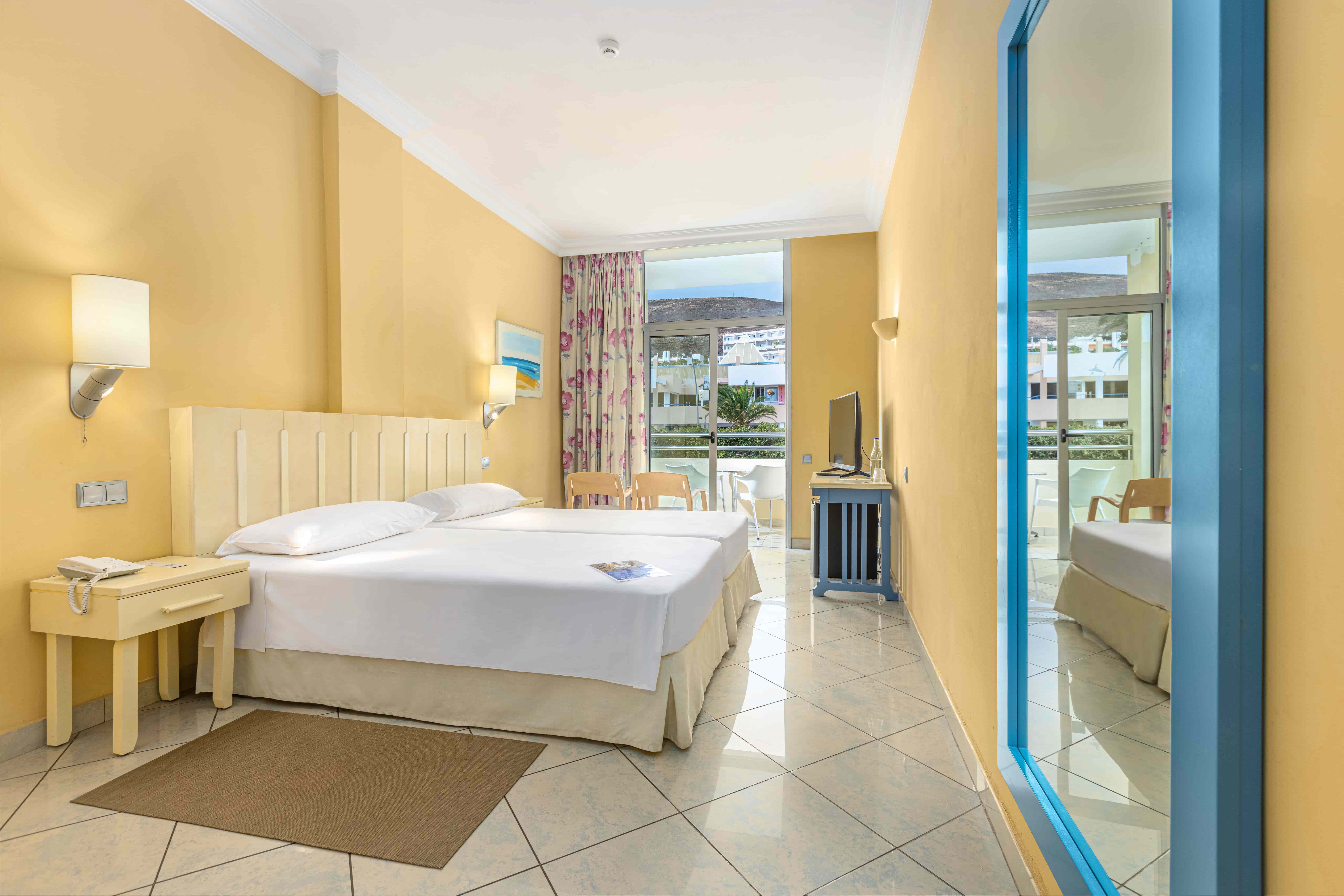 bed double standard economy room ifa altamarena hotel