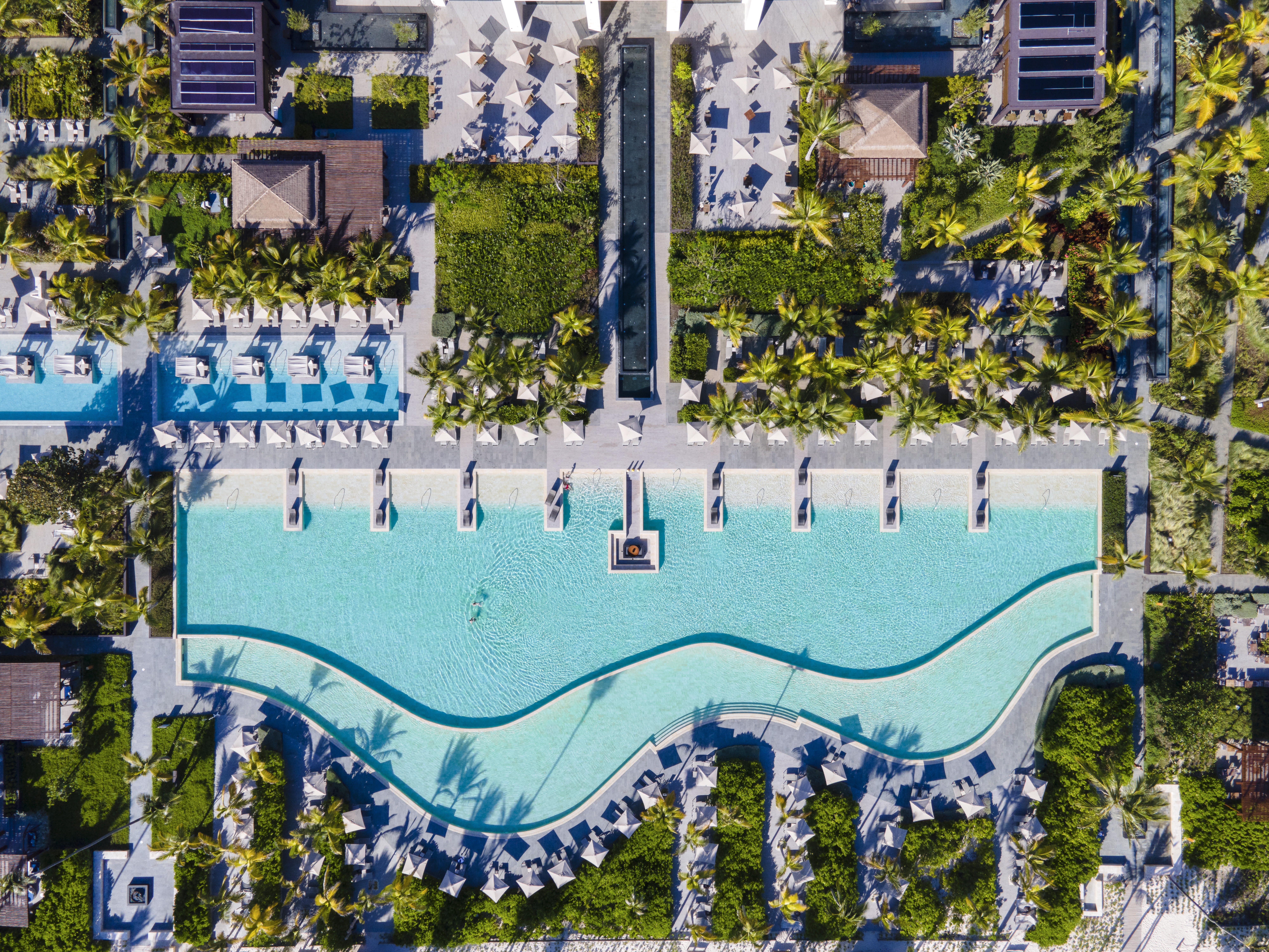 piscina infinita lopesan costa bávaro spa & casino