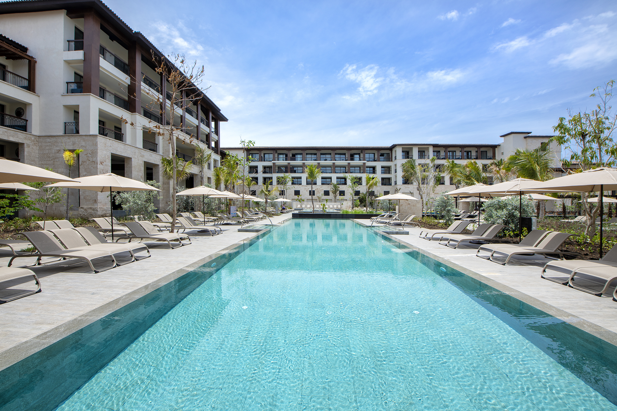 hamacas piscina bavaro lopesan costa bávaro spa & casino