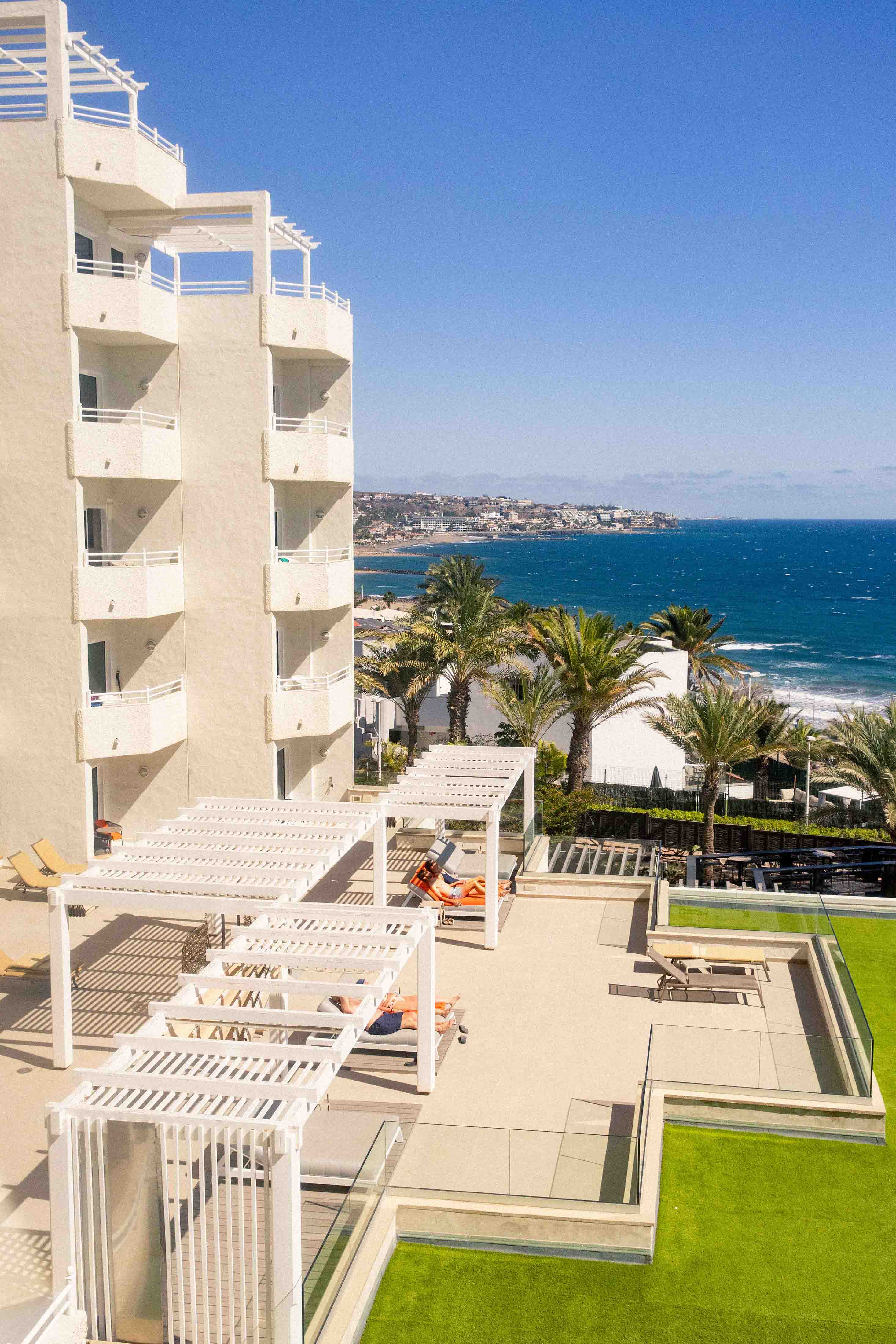 hotel primera línea playa del inglés