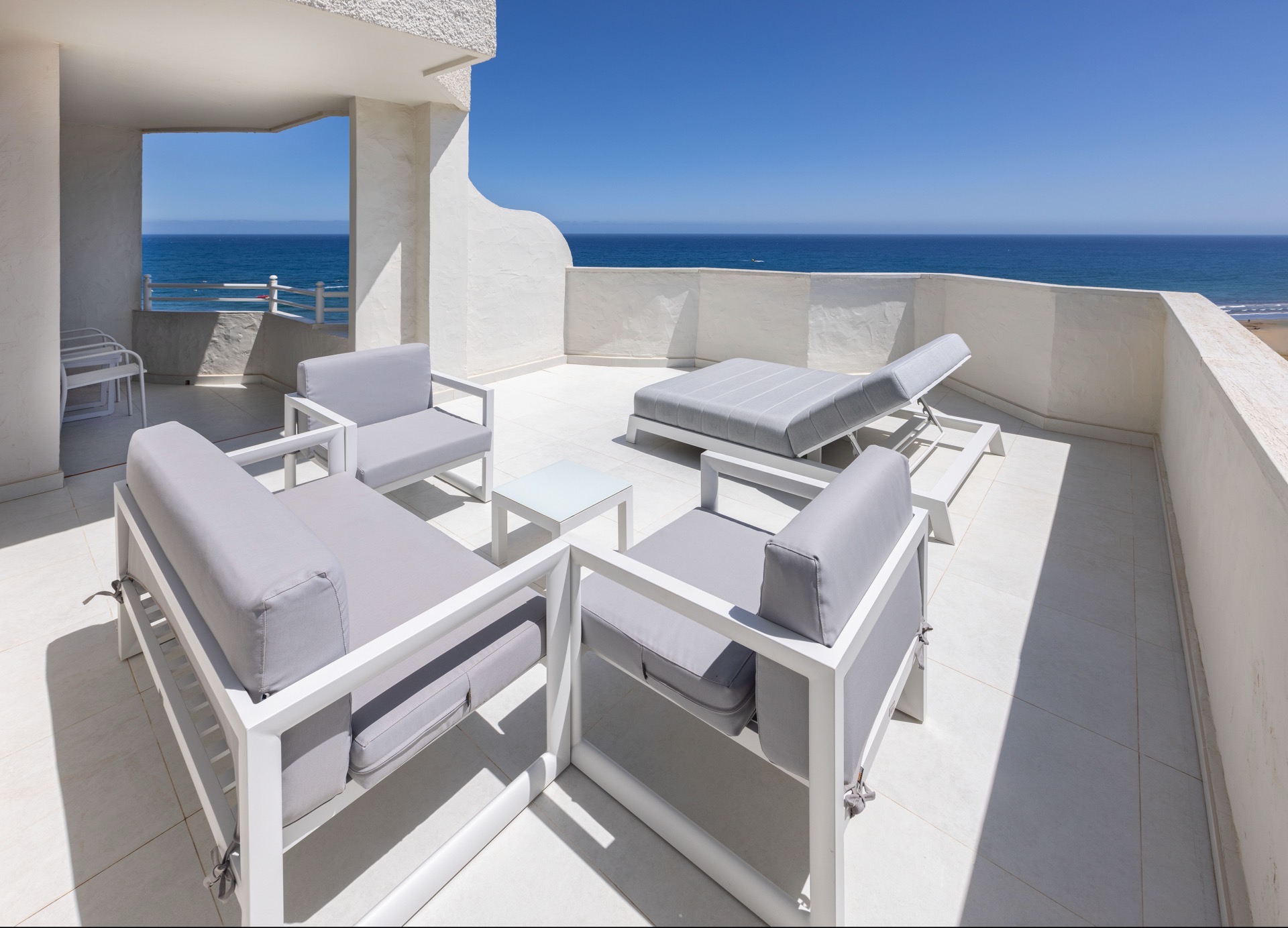 terraza habitación unique superior view corallium dunamar