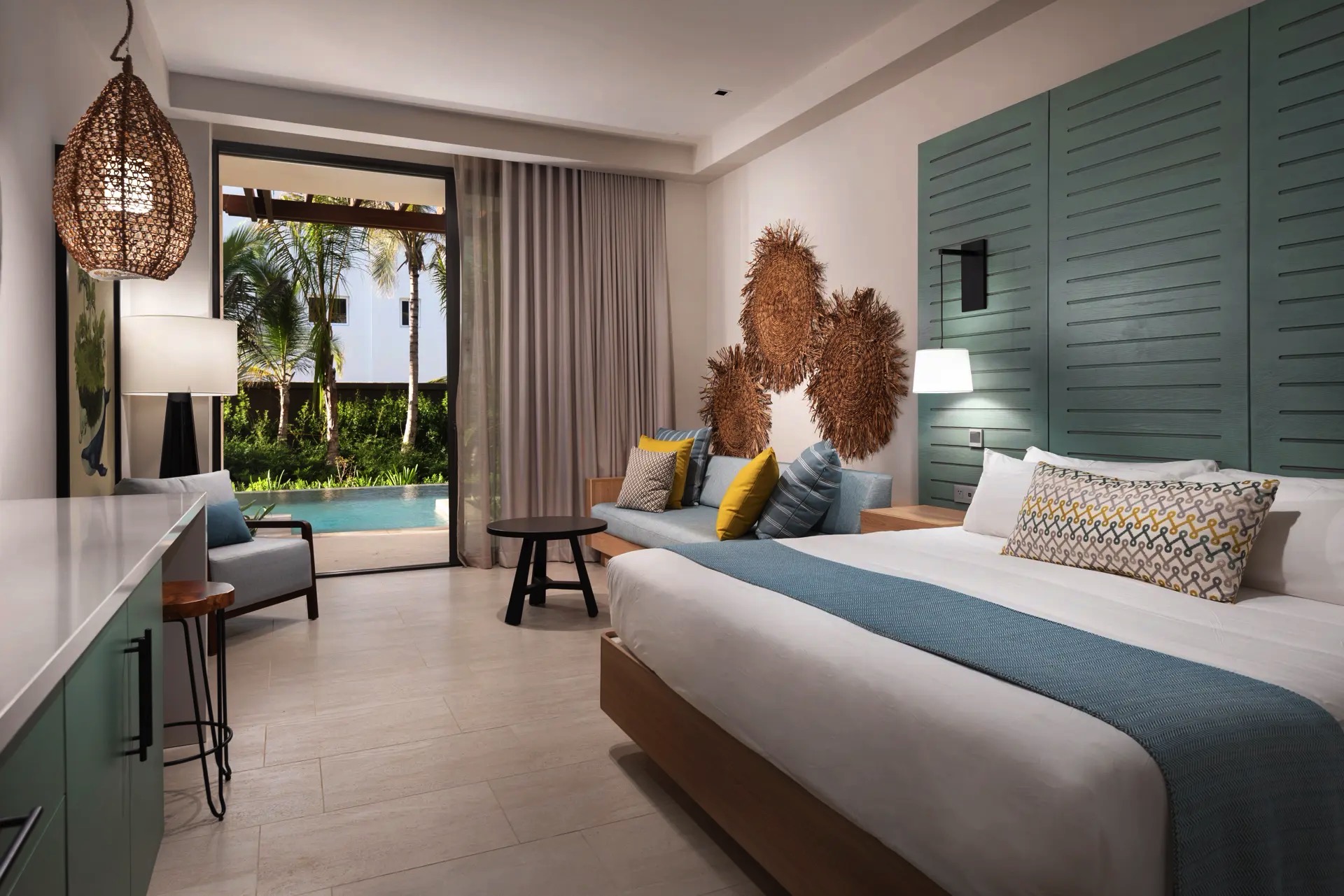 cama lopesan costa bavaro junior suite swim up