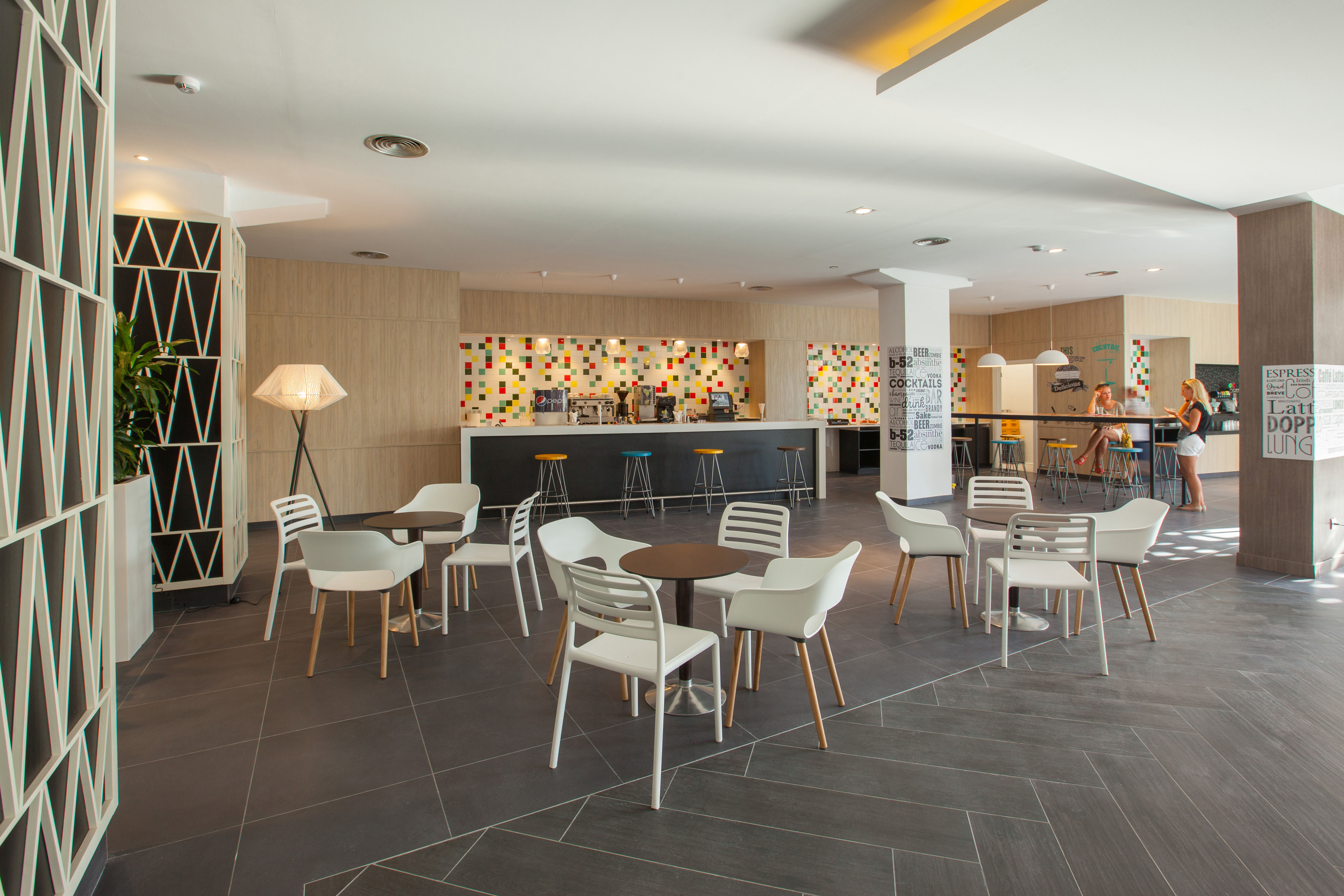 24-7 snack-bar abora catarina by lopesan hotels