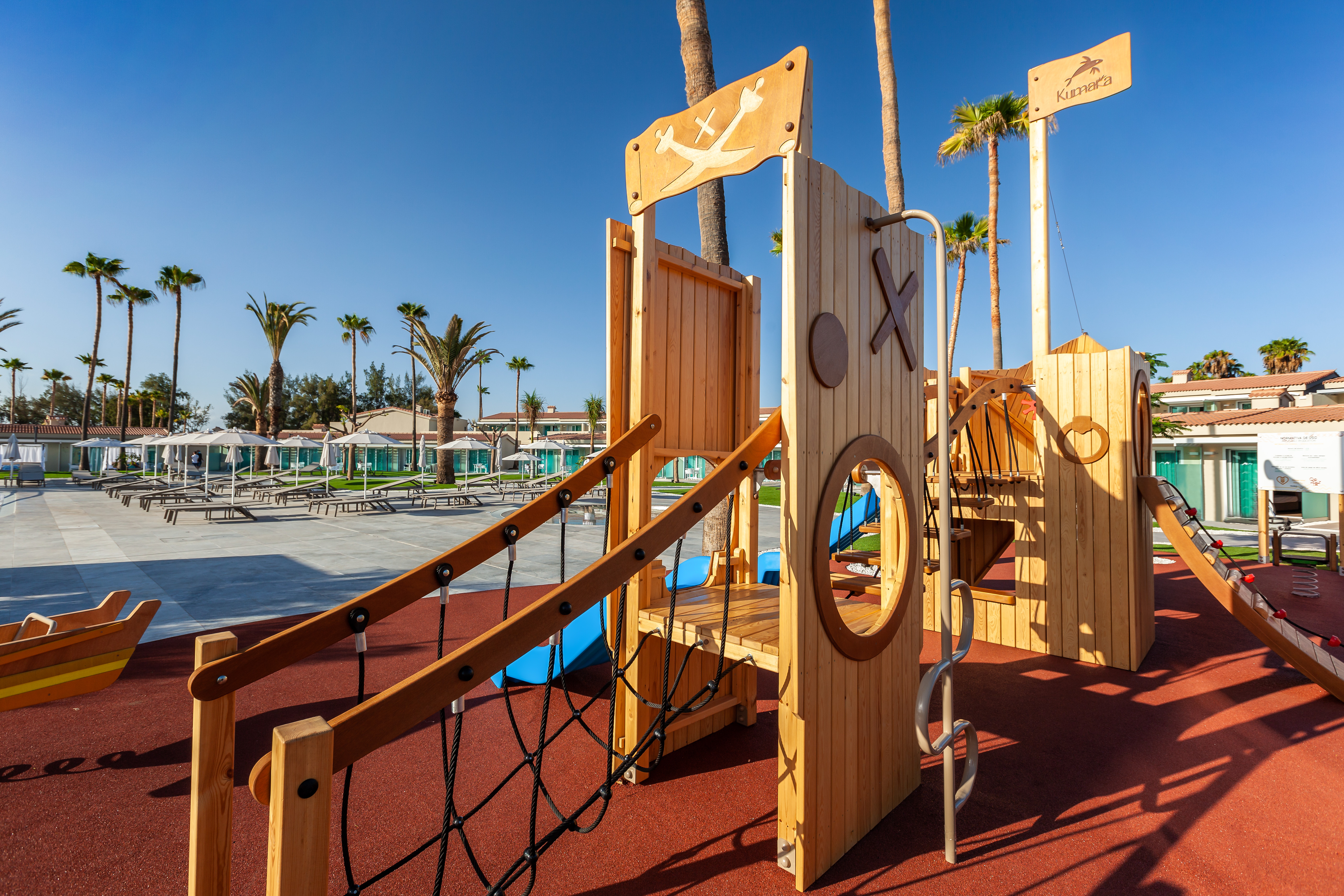 paddling pool kumara serenoa by lopesan hotels