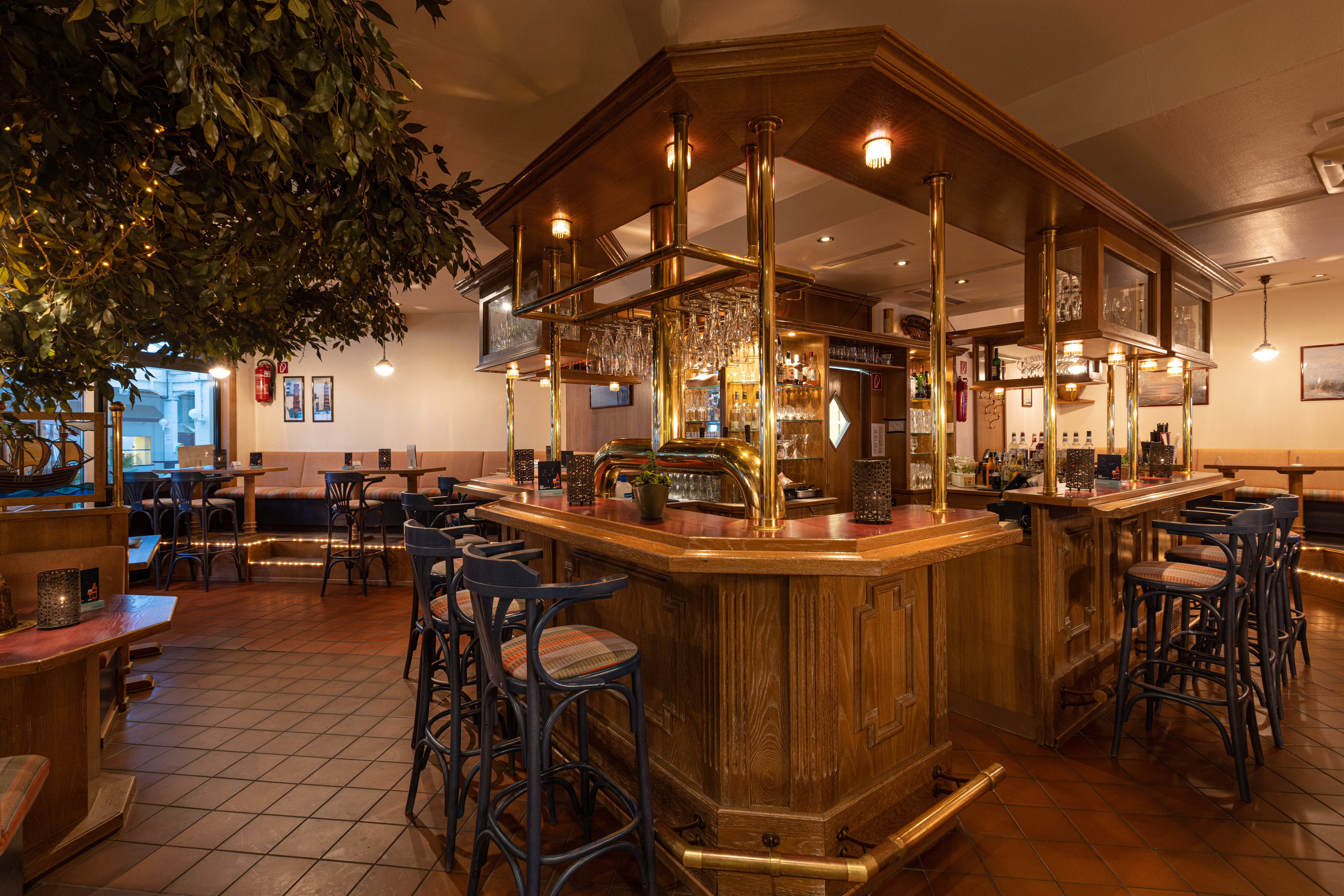 barra bar bar hotel ifa fehmarn hotel & ferien-centrum fischerkate