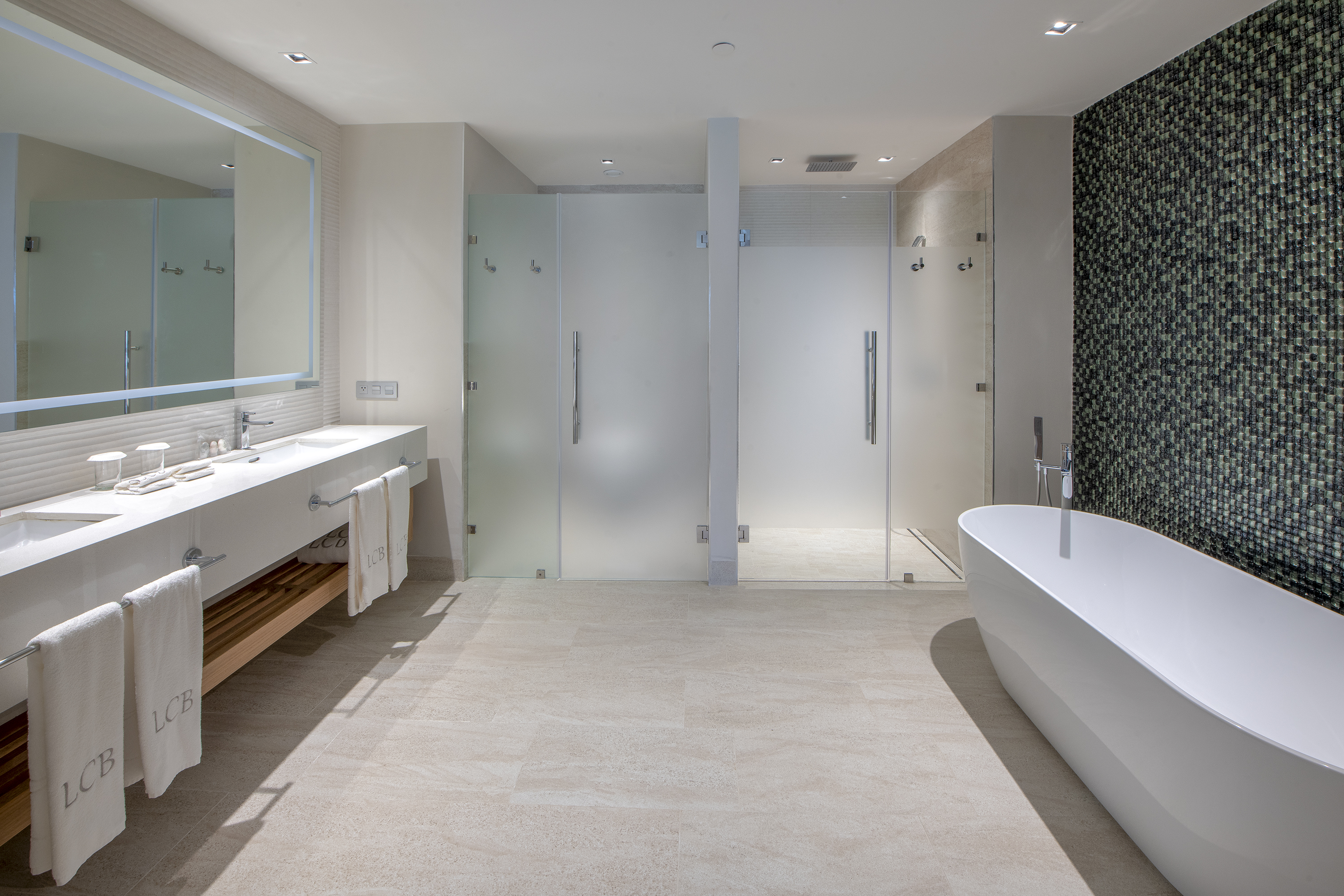 baño unique suite tropical one bedroom resort lopesan costa bavaro