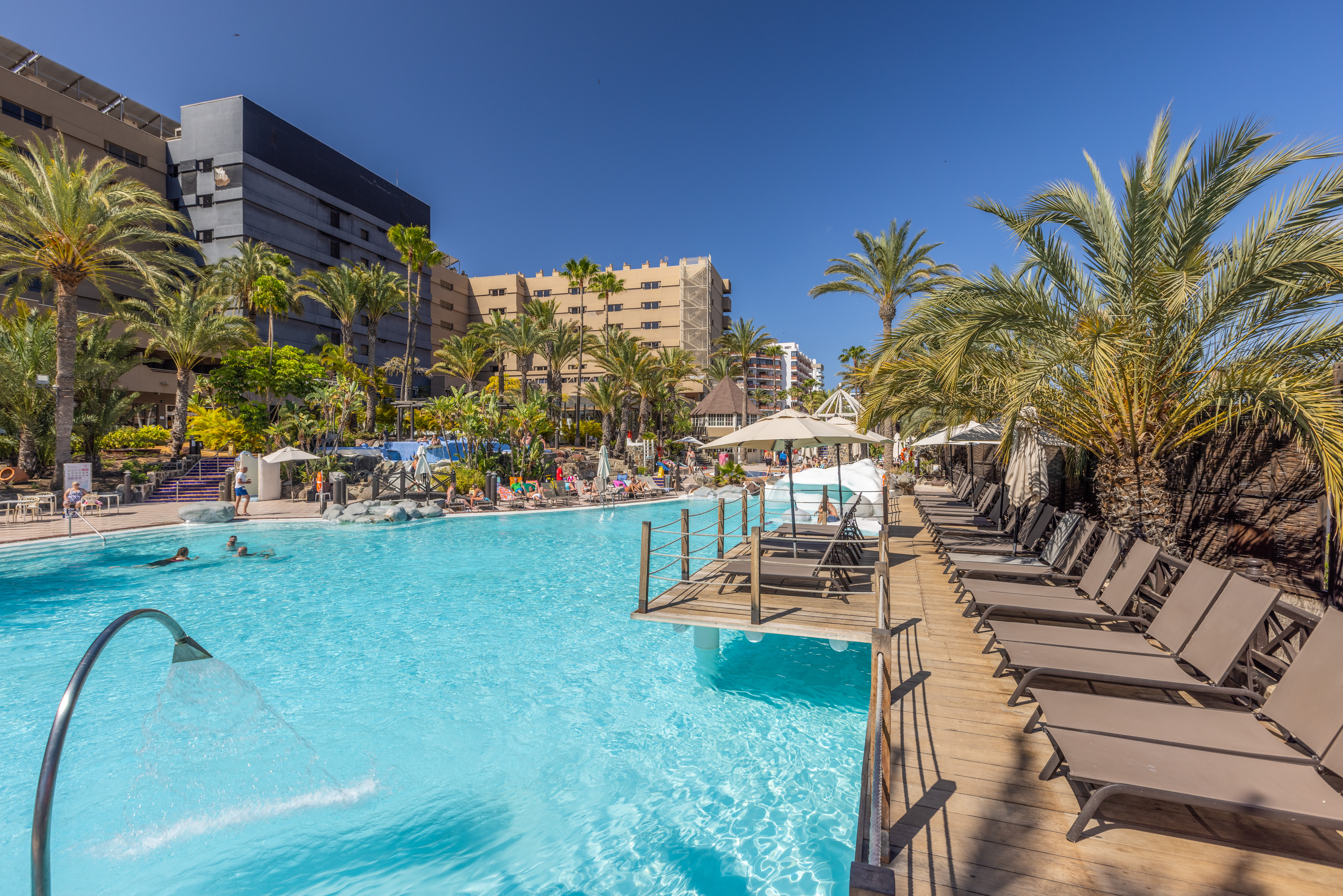 piscina fun abora continental by lopesan hotels