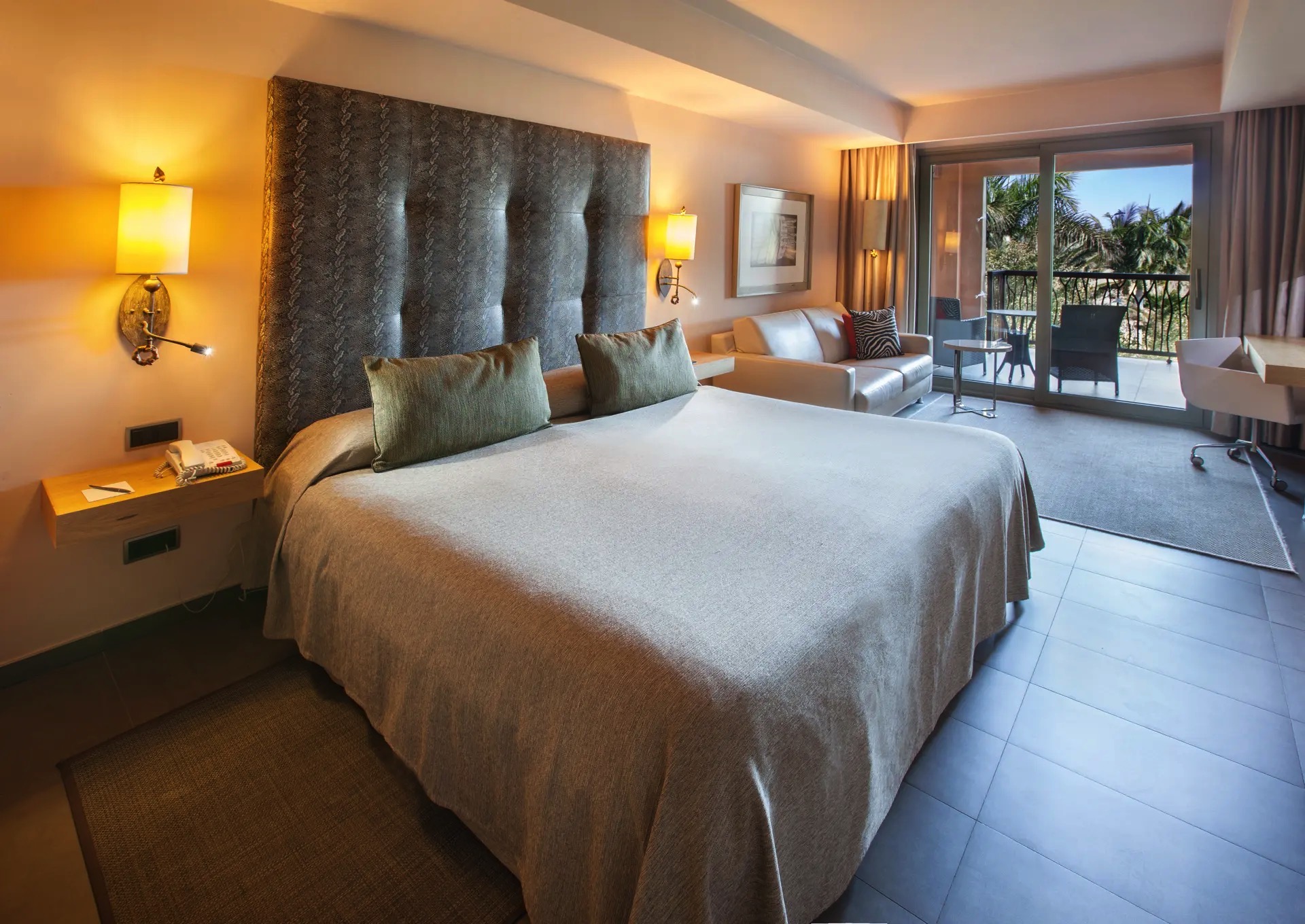 cama habitación doble estandar vista lopesan baobab