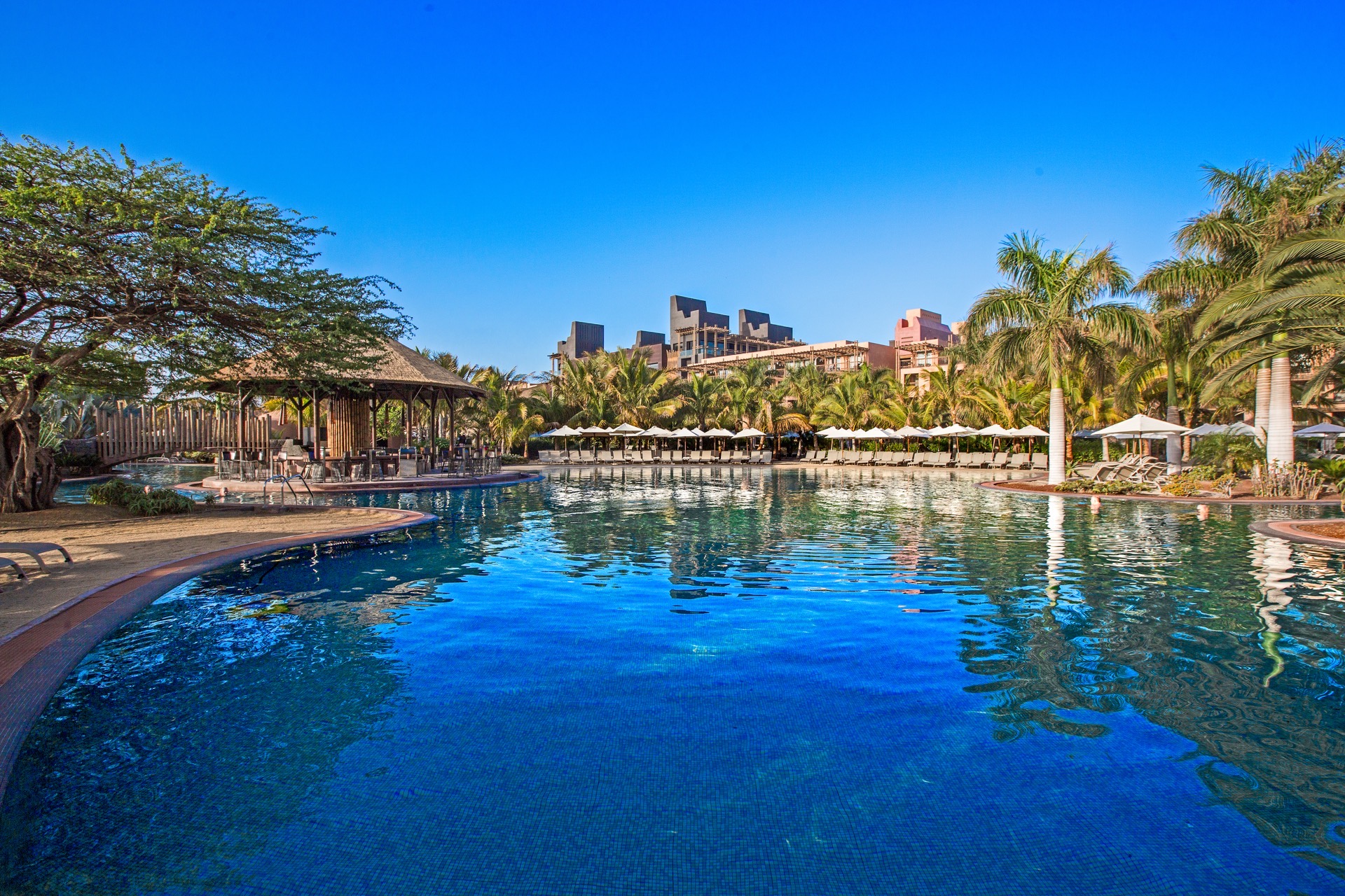 zona de bano piscinas lopesan baobab resort