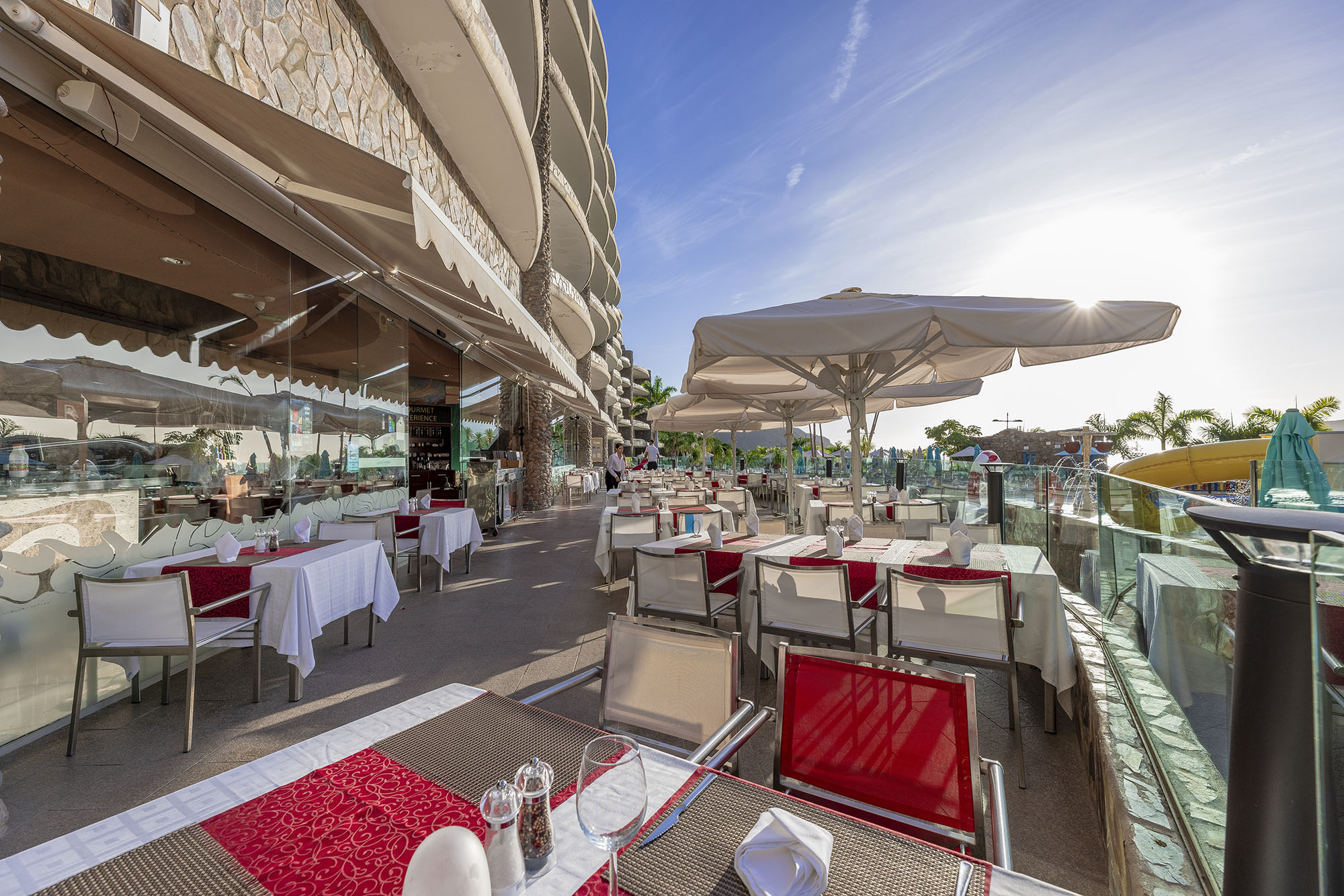 Restaurante La cascada primera linea de playa Gran Canaria