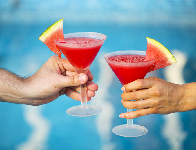 holidays bar piscina abora buenaventura