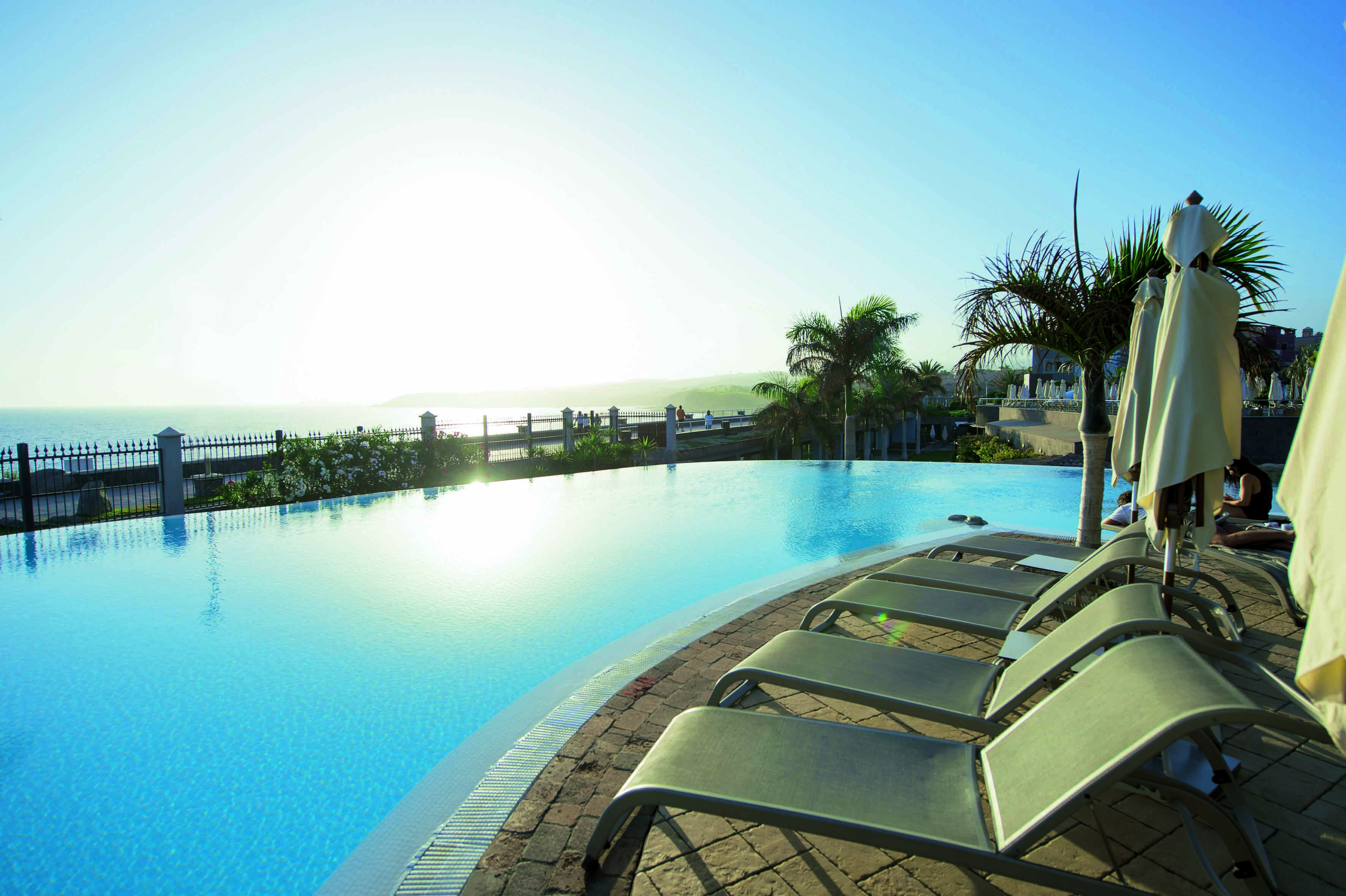 vistas piscina lopesan villa del conde resort & thalasso