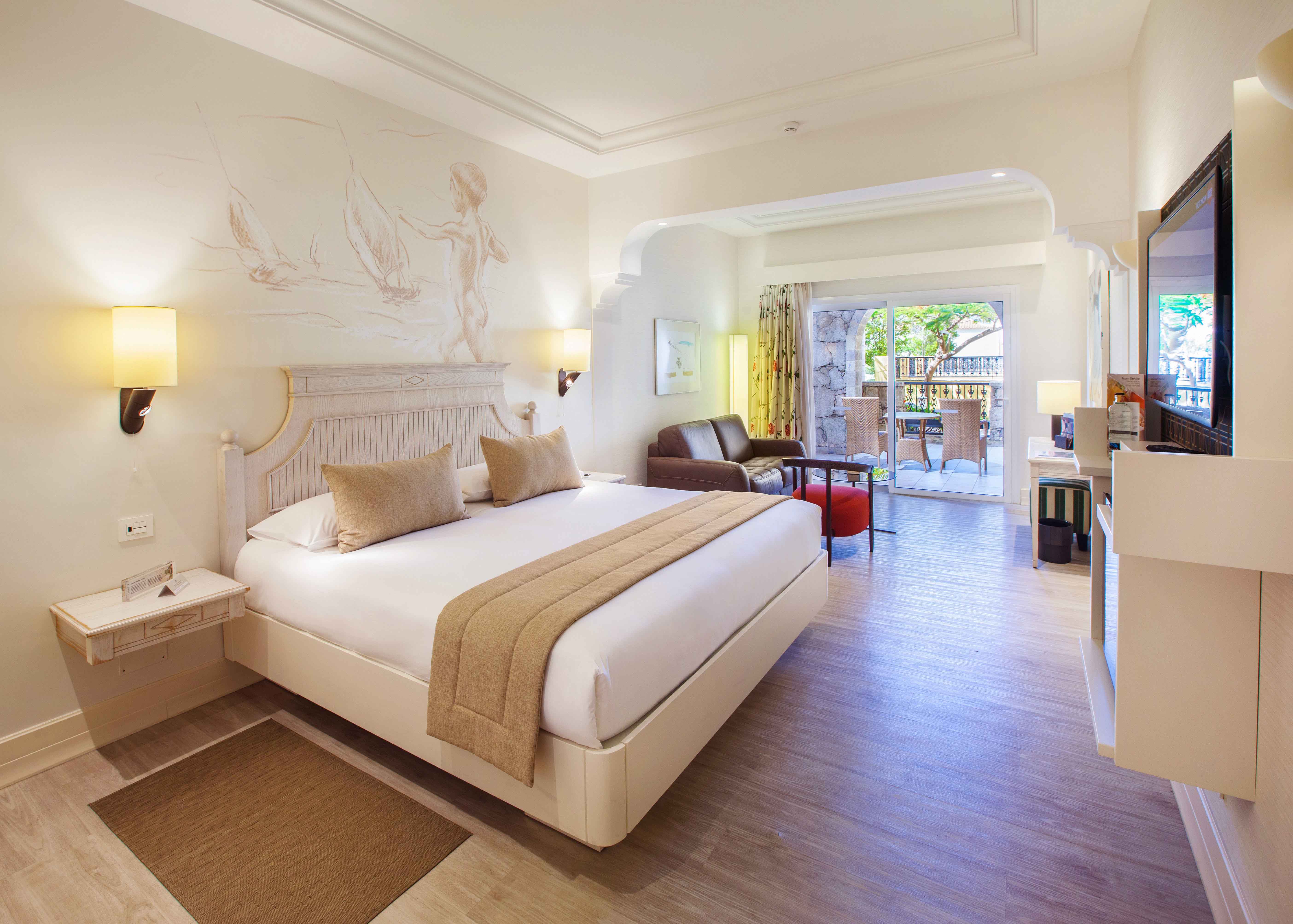 cama habitación doble estándar adaptada resort lopesan villa del conde