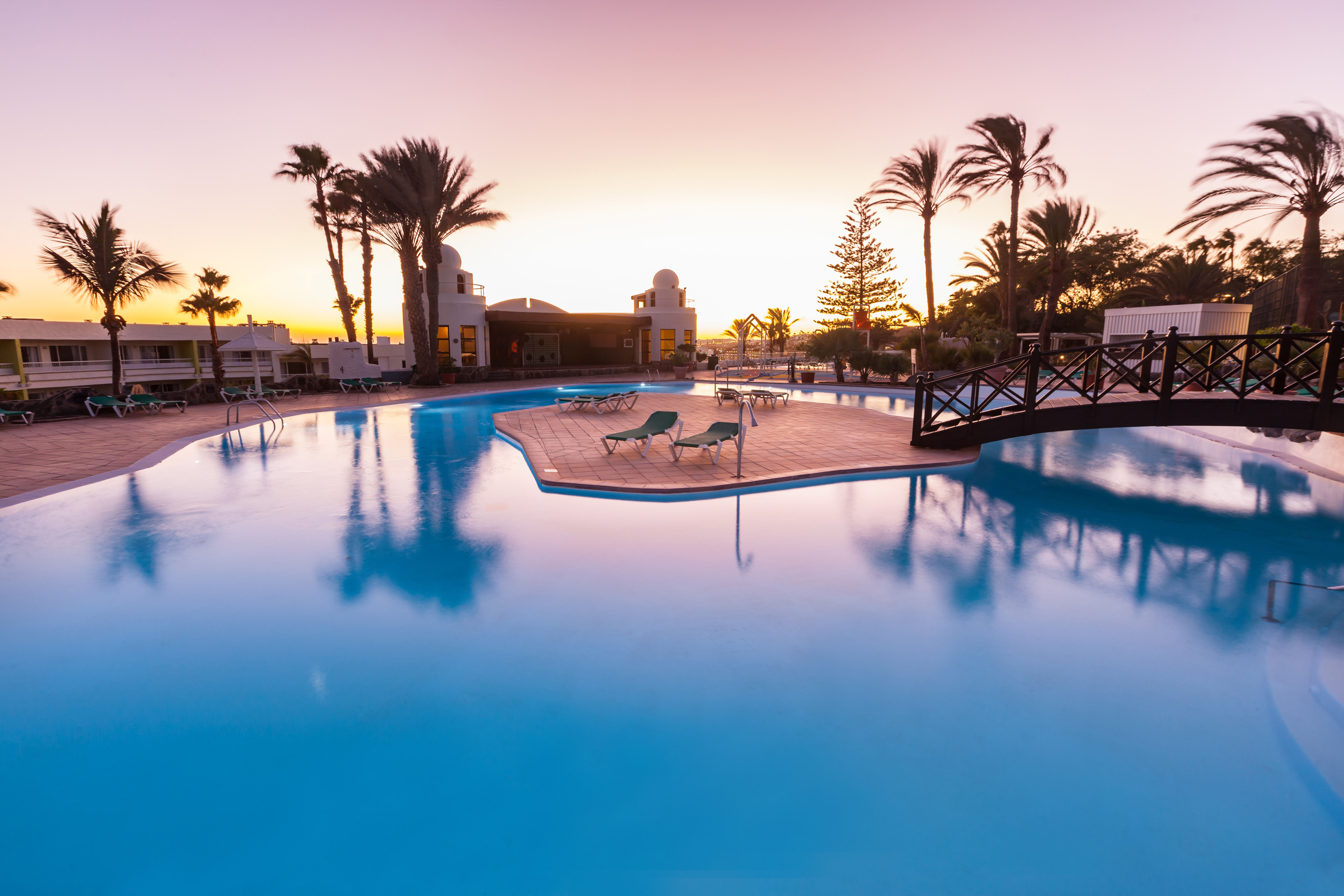 atarceder piscina isla abora interclub atlantic by lopesan hotels