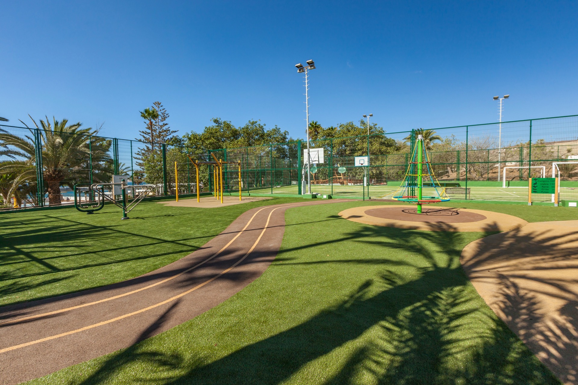 multi deportes hotel abora interclub gran canaria