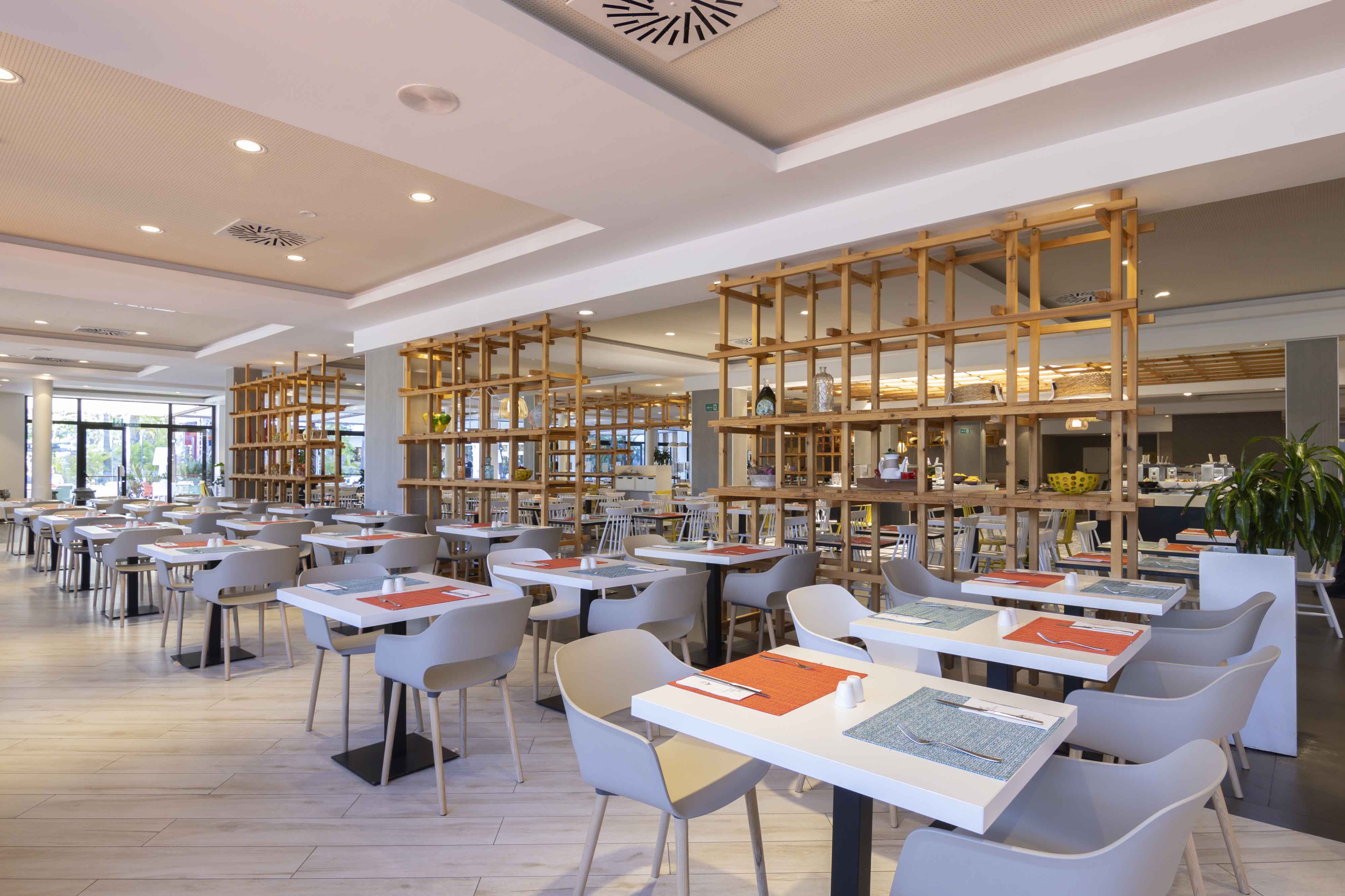 buffets hotel abora continental