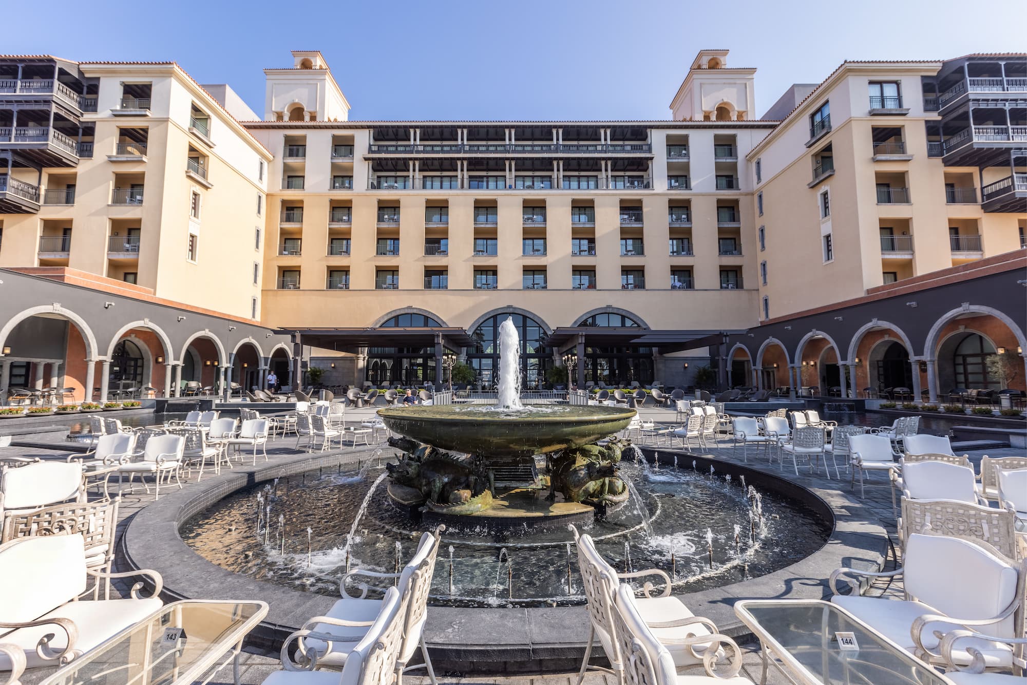 Unique by Lopesan Hotels